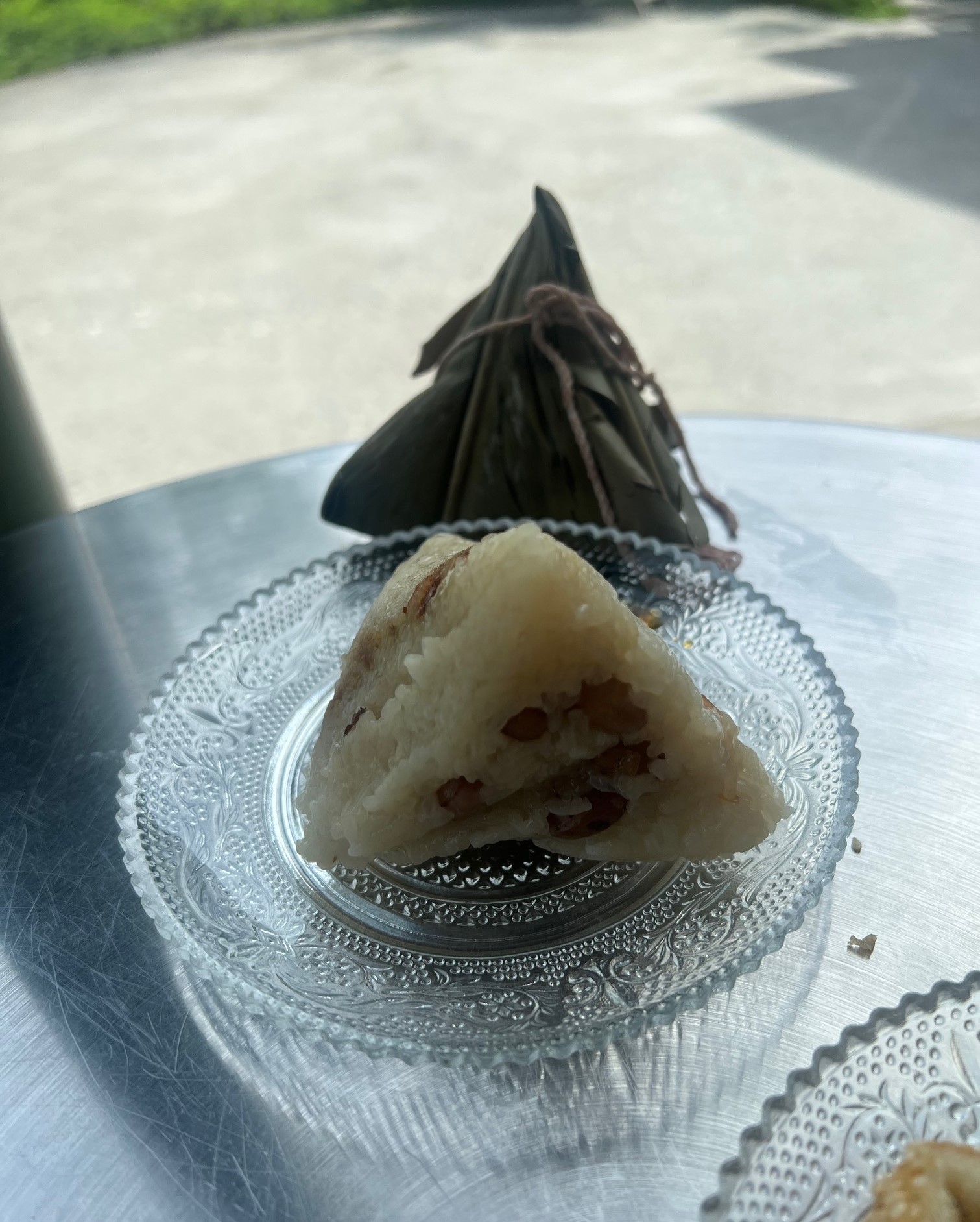 素粽散發出迷人的月桃葉香氣。