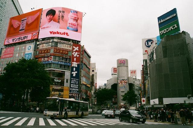 日本政府正研議是否將COVID-19降為流感等級傳染病。(示意圖,Pexels)