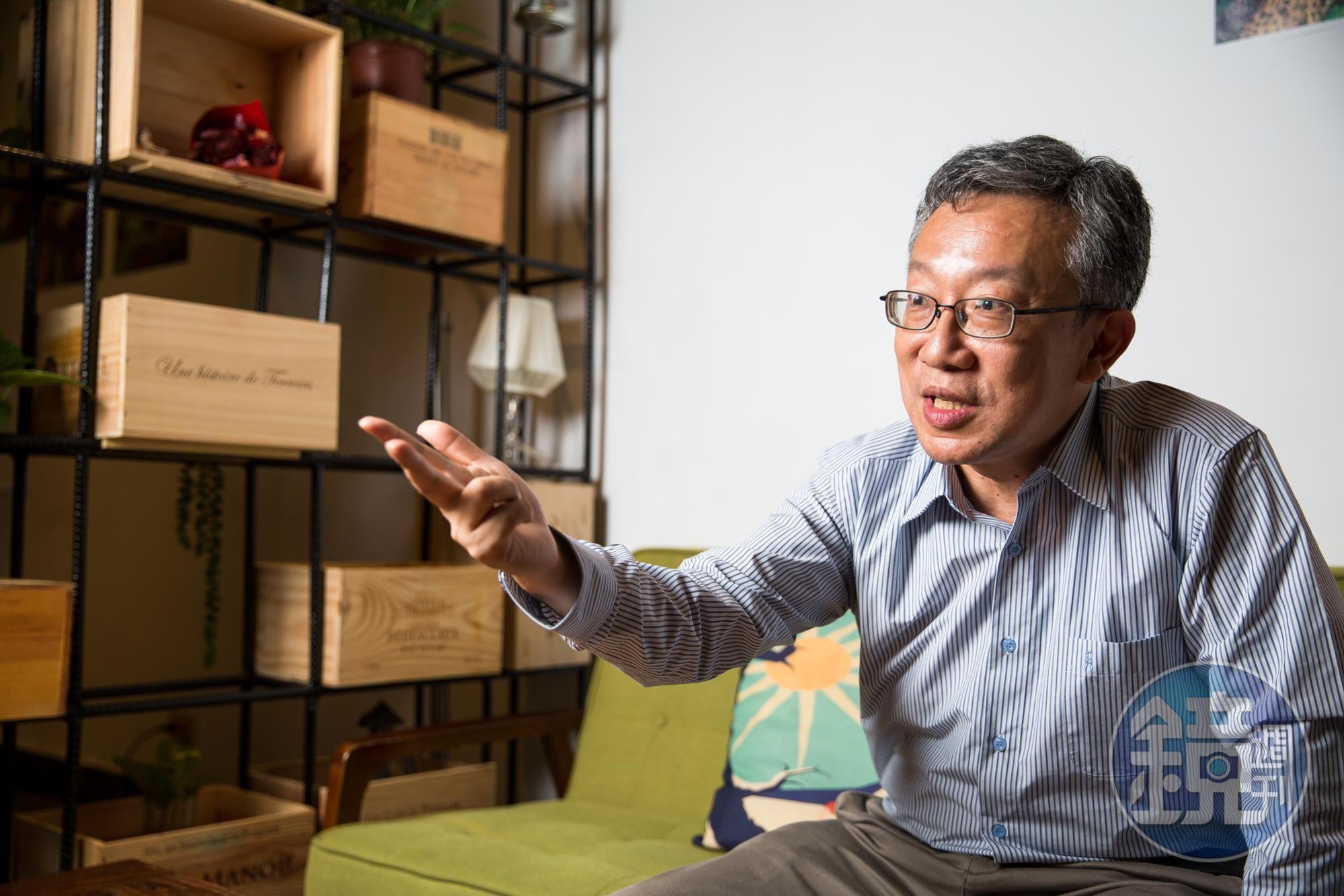 台股ETF人氣王0056，16年來穩健配息，是施昇輝安心長抱的標的。