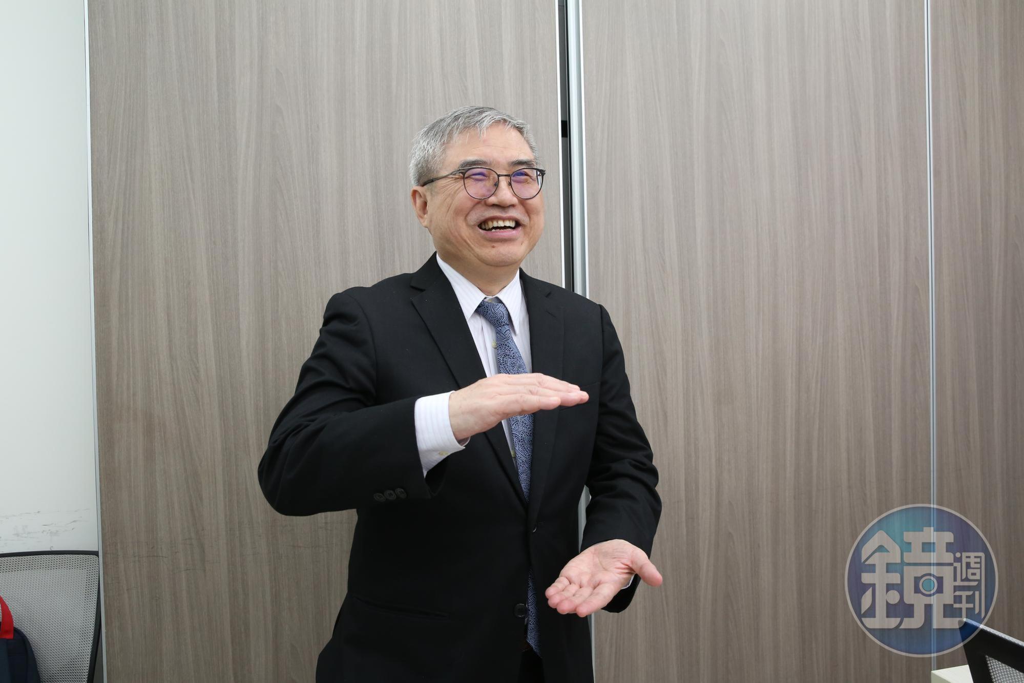 眼見台股本益比、殖利率誘人,怪老子透露將持續加碼買進0050。
