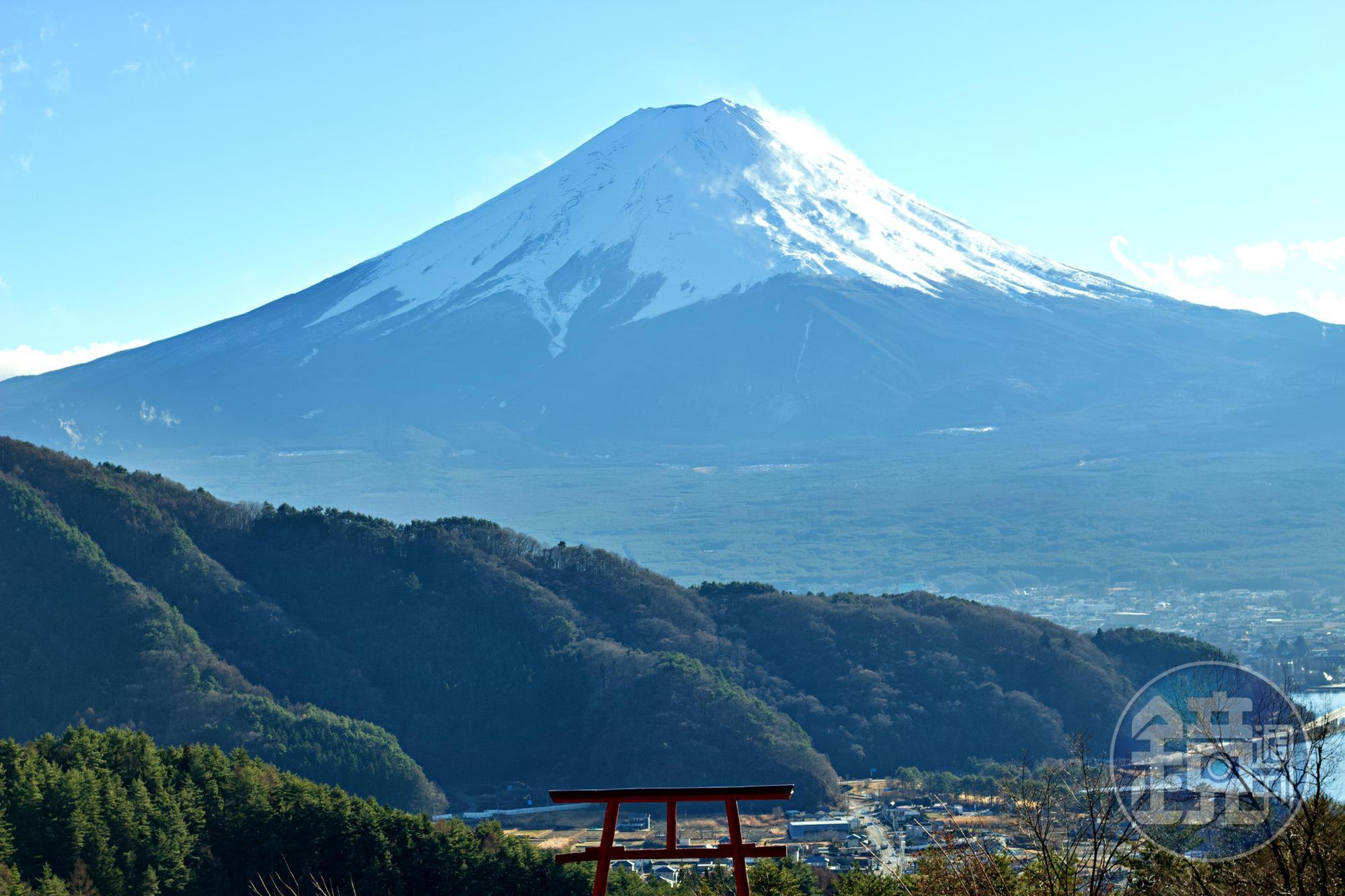 河口淺間神社天空鳥居也是欣賞富士山的聖地。