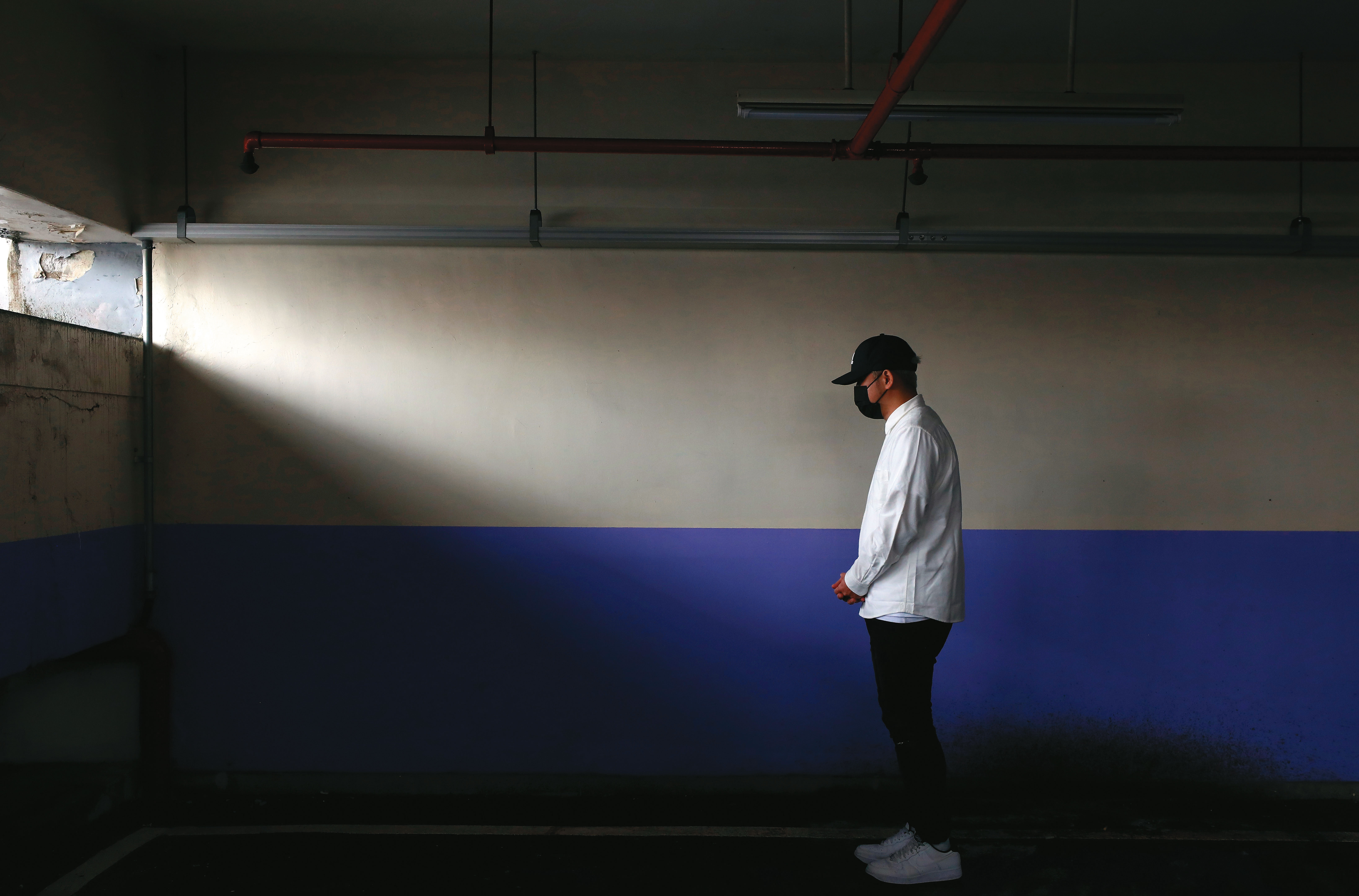 尼亞，40歲，台北市，餐飲業。