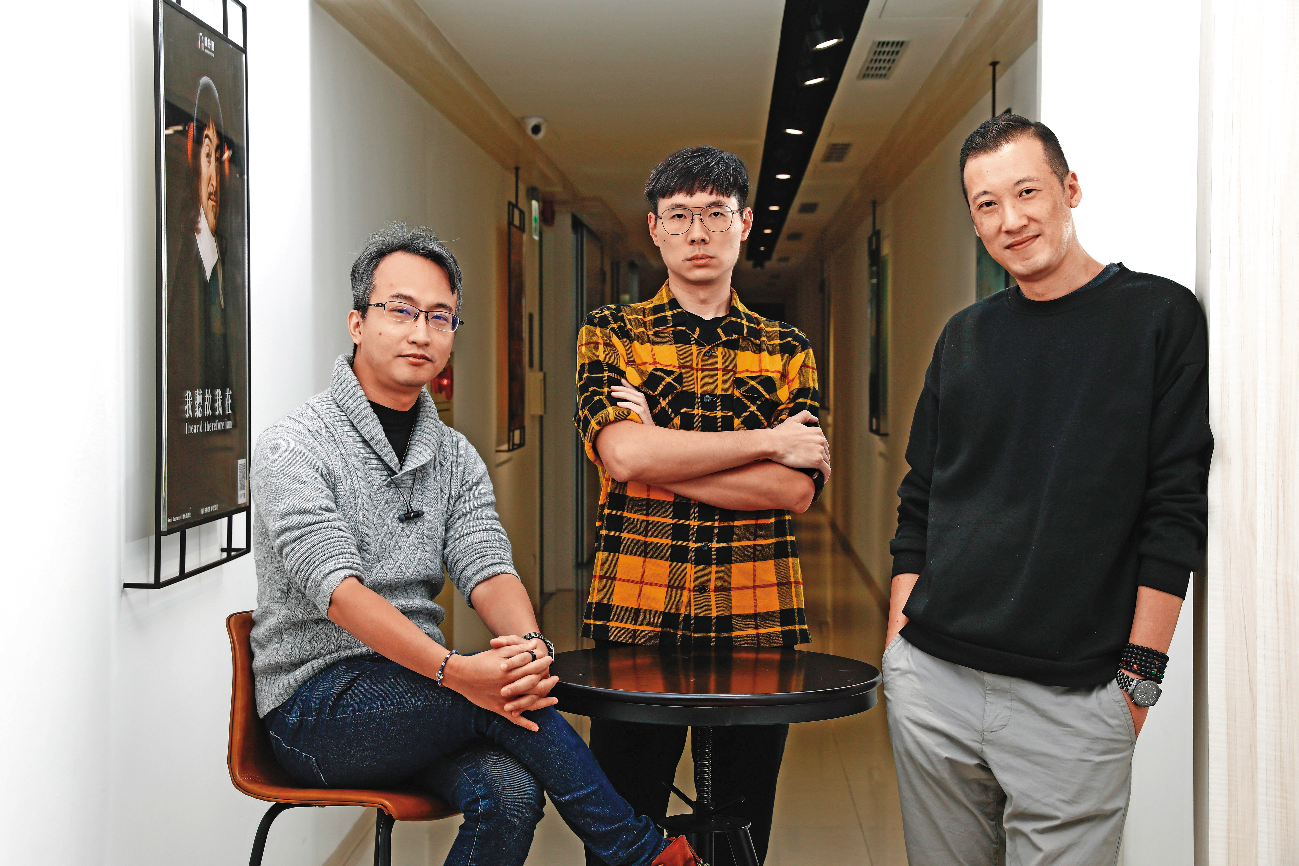 左起為Underscore共同創辦人暨《Aliisha》製作人林宏宇、王冠超,及發行商星宇互動娛樂全球平台事業處處長劉家安。
