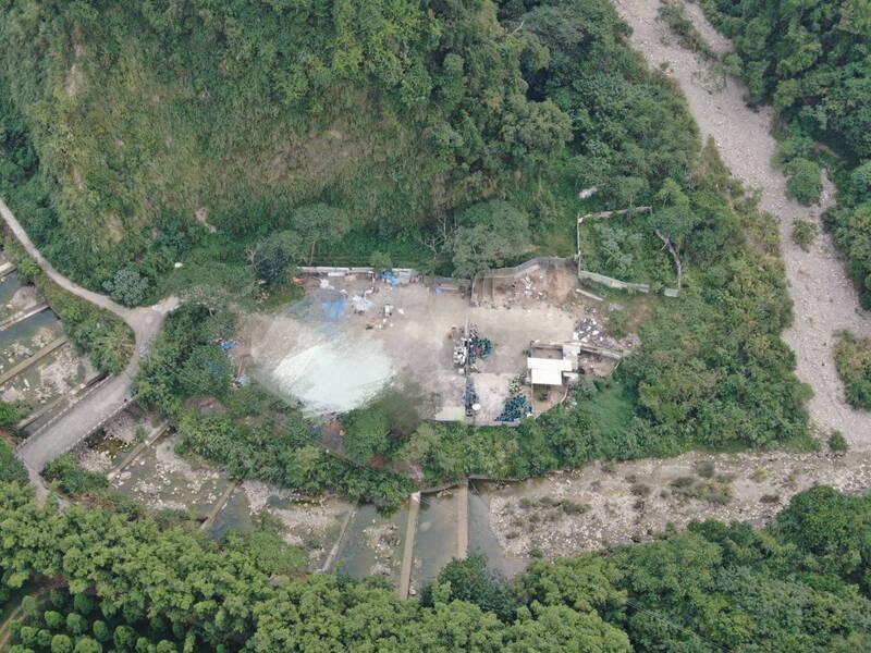 警方出動空拍機，在制高點蒐證、監控。（警方提供）