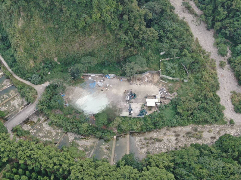 警方出動空拍機，在制高點蒐證、監控。（警方提供）