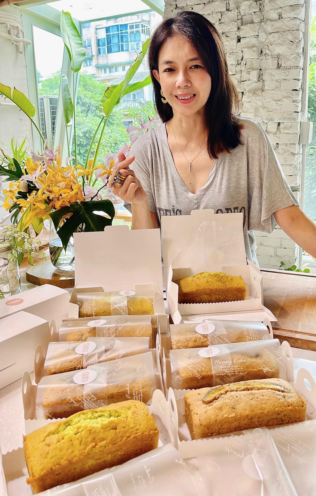 林美貞的甜點工作室主打有南洋香氣為烘焙食材。（翻攝自林美貞臉書）