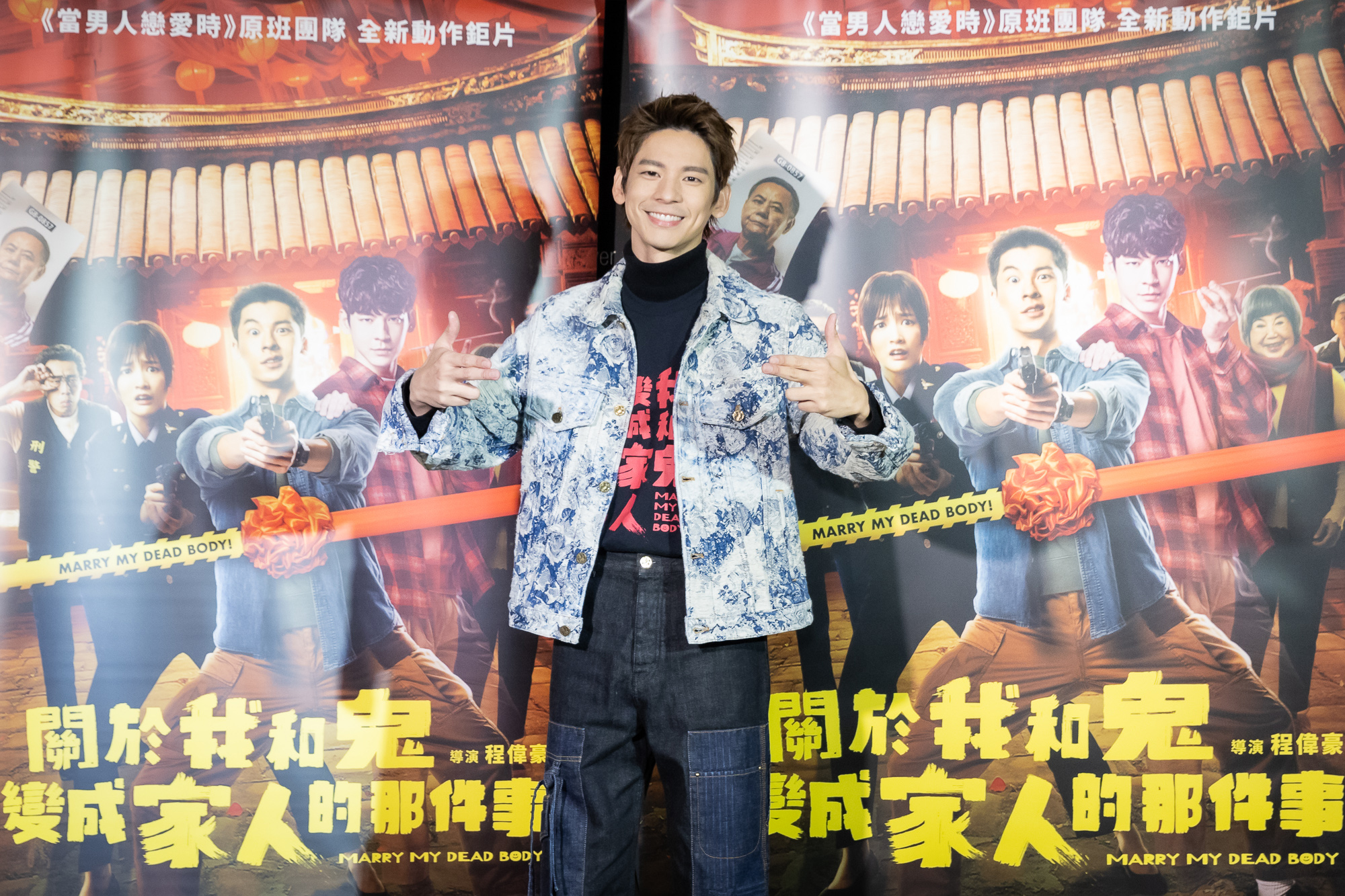 林柏宏把許光漢的身材都看光光了。(金盞花大影業提供)