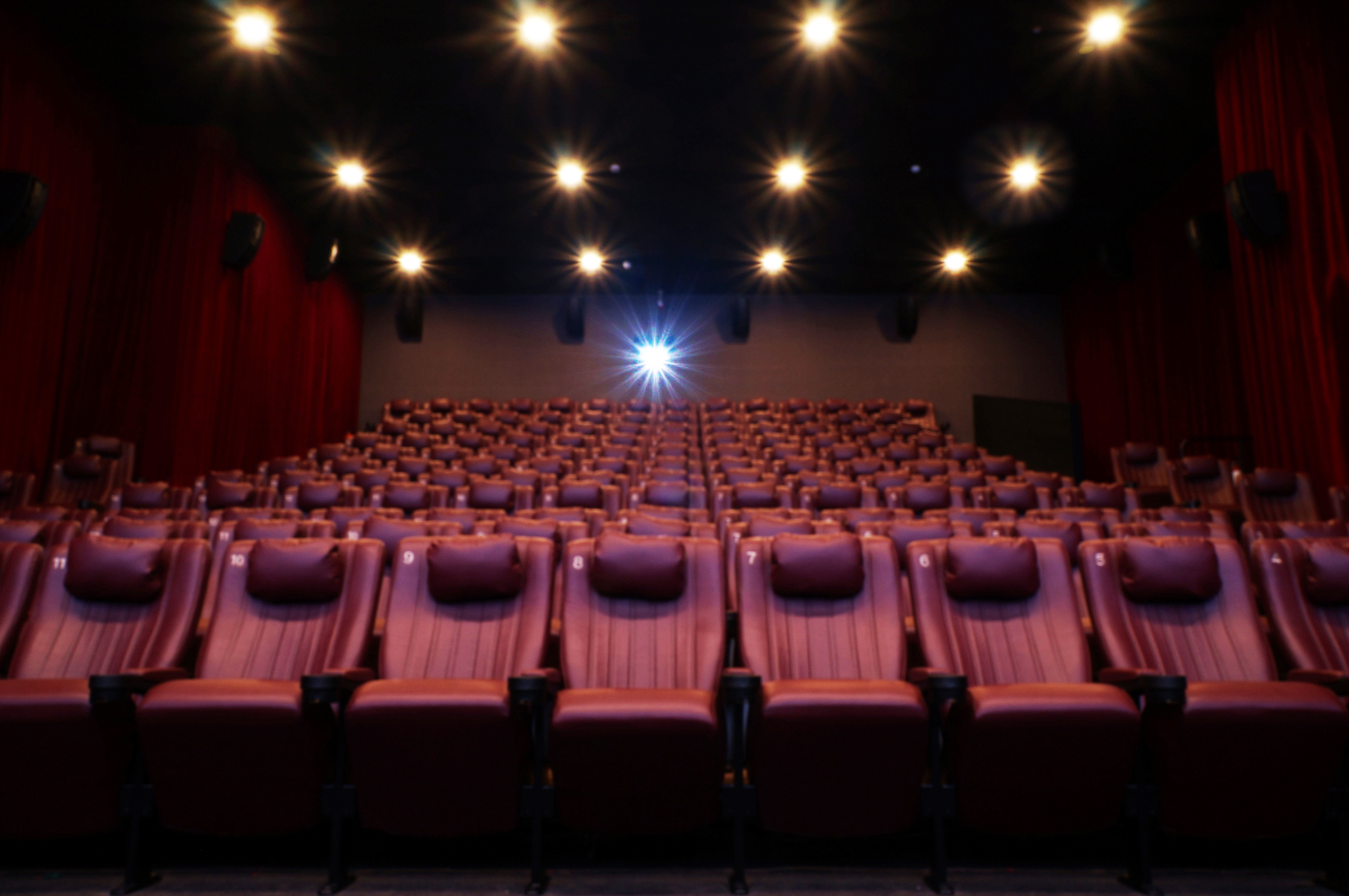 台北內湖哈拉影城過年期間推出優惠活動，民眾若符合資格可獲得免費電影票。（哈拉影城提供）