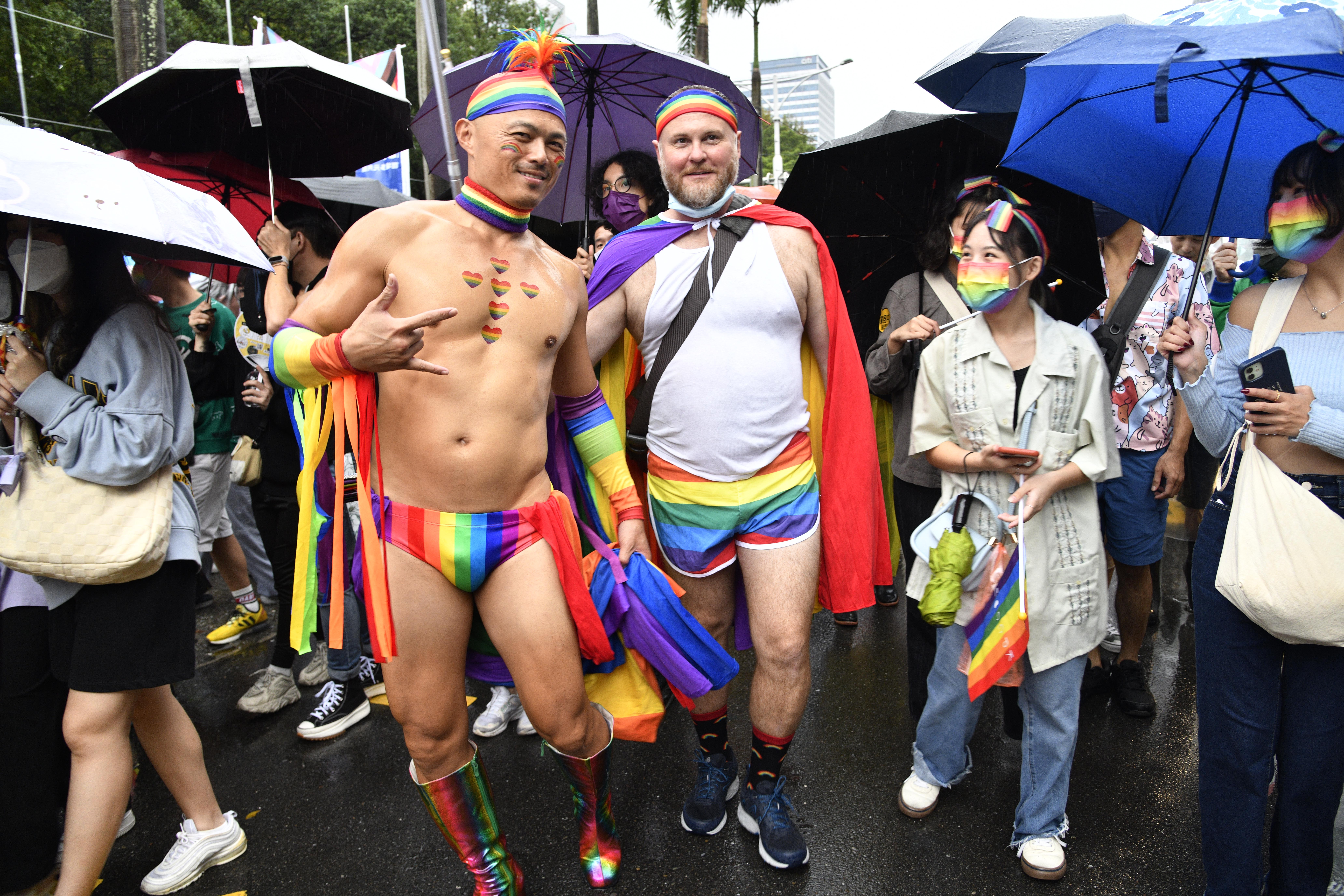 行政院今拍板，跨國伴侶也適用「涉外民事法律適用法」第8條規定。（本刊資料照）