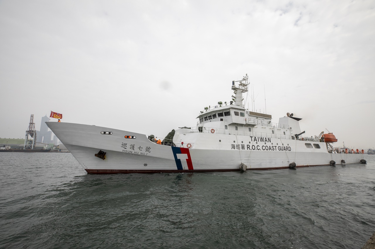 海巡署執行春節勤務，派遣巡護七號赴澎湖海域護漁。