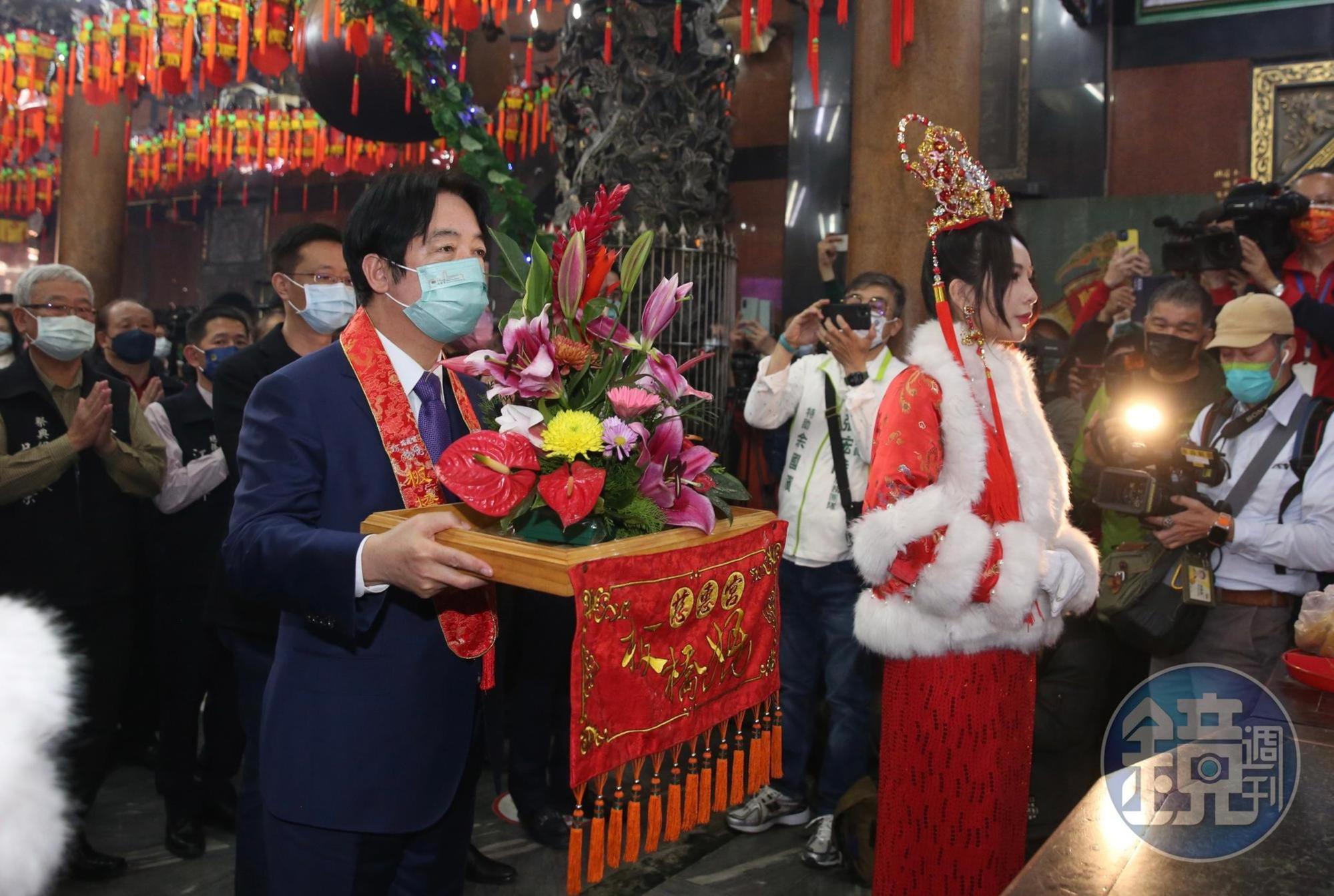 賴清德22日前往慈惠宮參拜。（本刊資料照）