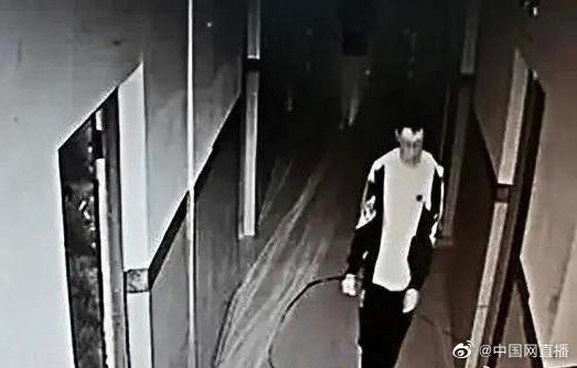 中國江西15歲的男學生胡鑫宇離奇失蹤106天,近日尋獲卻只剩冰冷遺體。(翻攝自微博)
