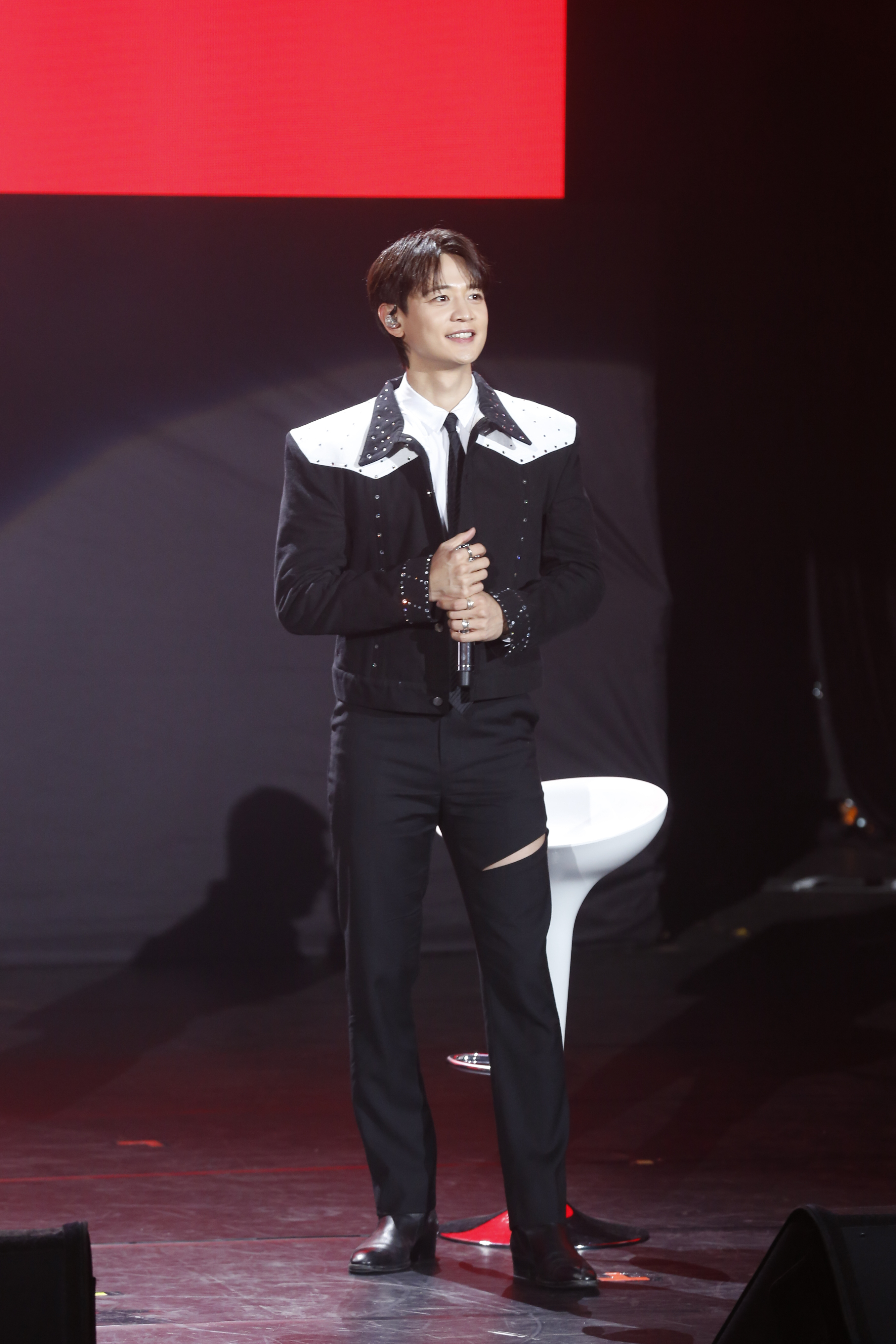 SHINee珉豪與歌迷相約很快再見面。