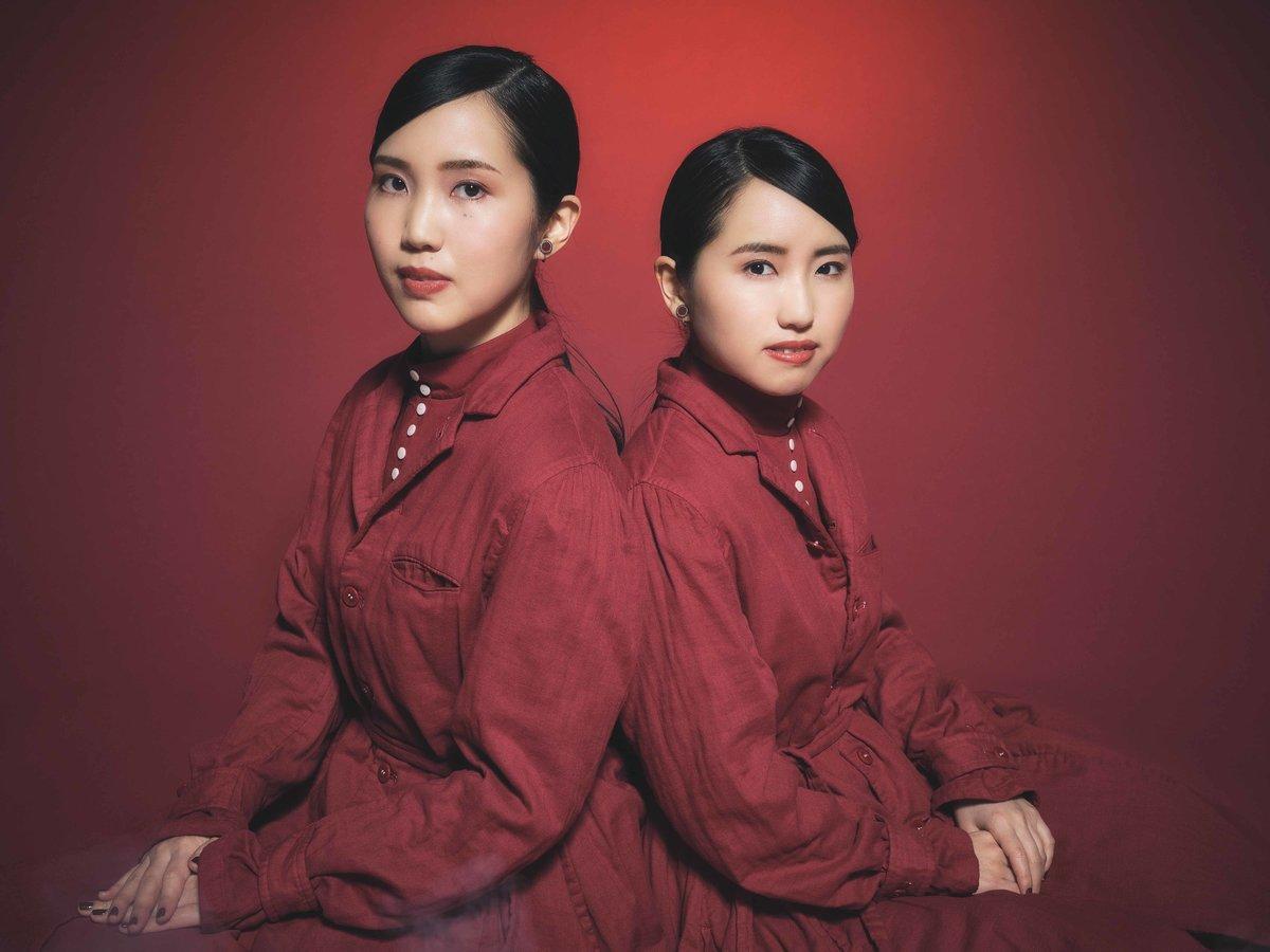 《Aliisha》主題曲日文版請到日本的鋼琴聯彈美聲雙人組合Kitri獻聲，兩人也是親姊妹。（翻攝自嘖嘖）