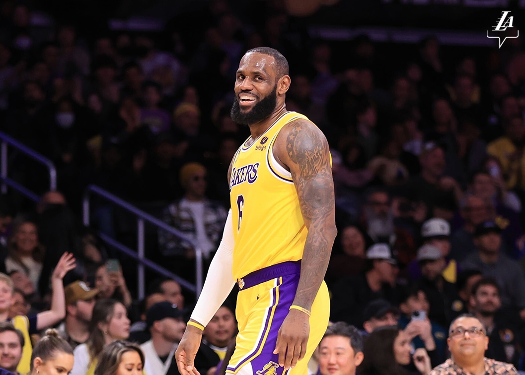 外界推估，詹姆斯將在2月8日回到主場，對上奧克拉馬雷霆賽事中突破總得分紀錄。（翻攝自Los Angeles Lakers臉書）