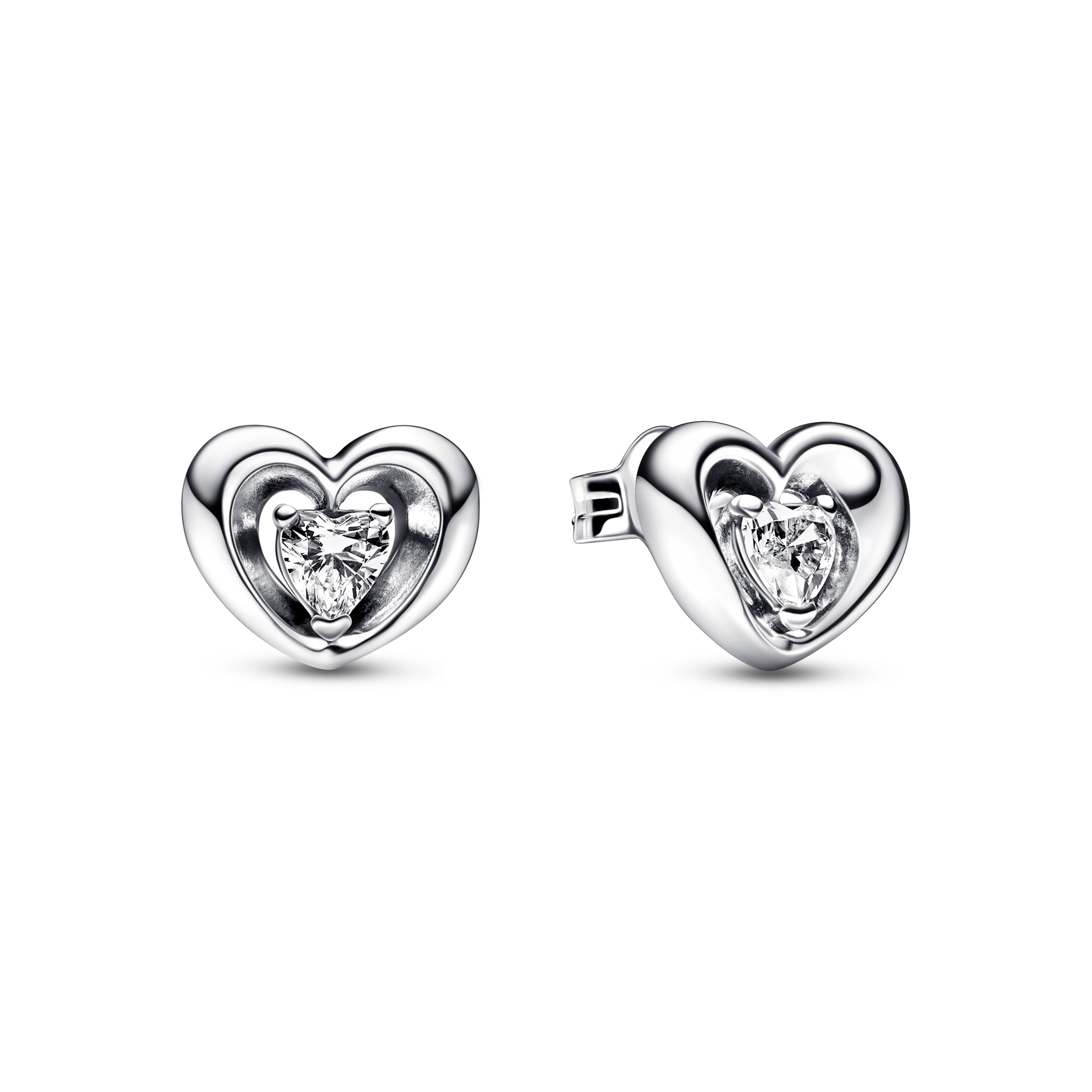 PANDORA Moments系列懸浮明亮之心針式耳環。NT$2,080(PANDORA提供)