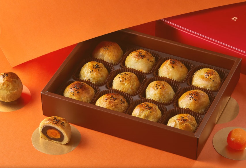 不二糕餅的招牌蛋黃酥6入一盒漲到320元。（翻攝自不二糕餅- 原不二製餅臉書）