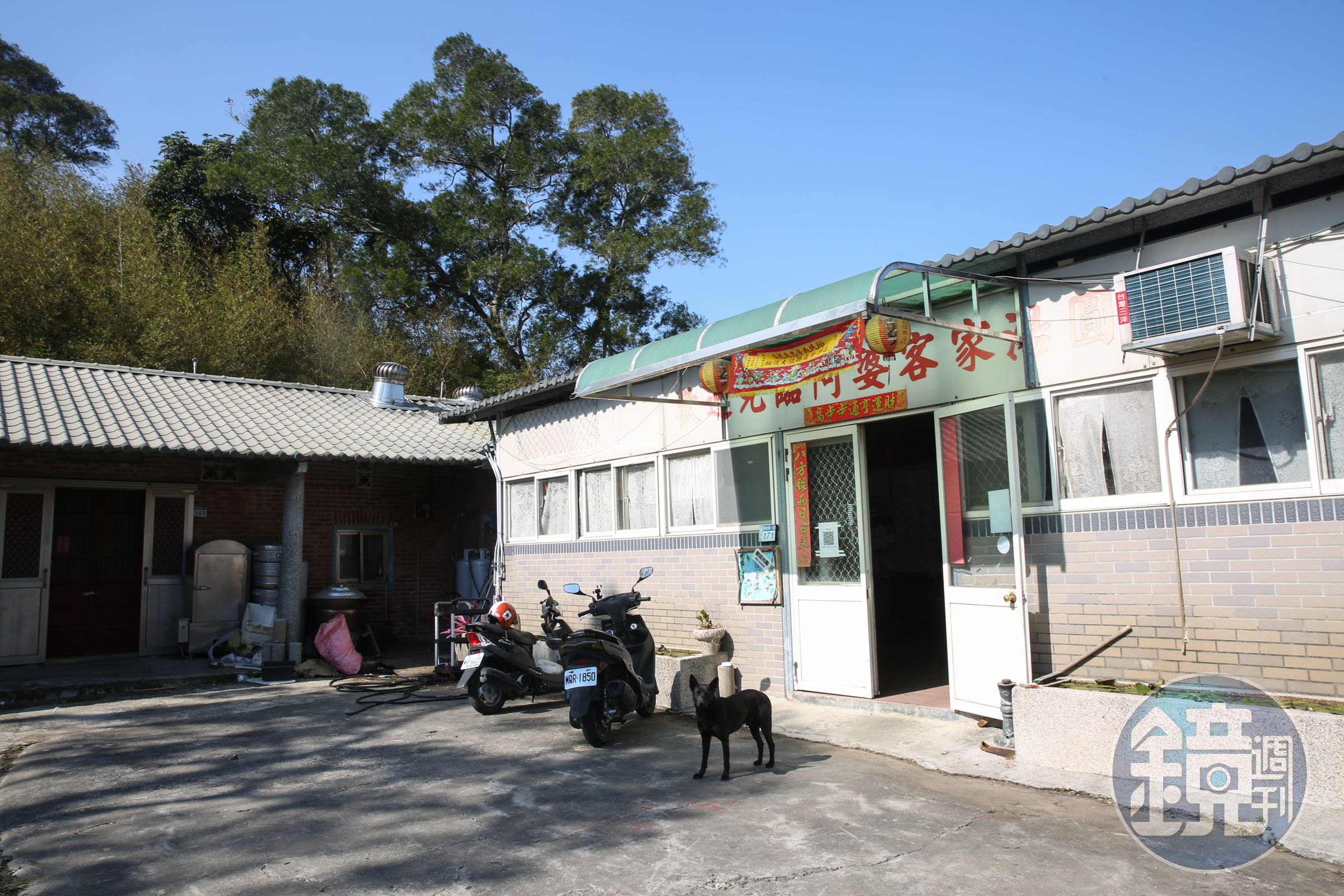 阿婆客家湯圓位在新竹縣寶山鄉的山上，外觀宛若一般民宅，很有農村感。