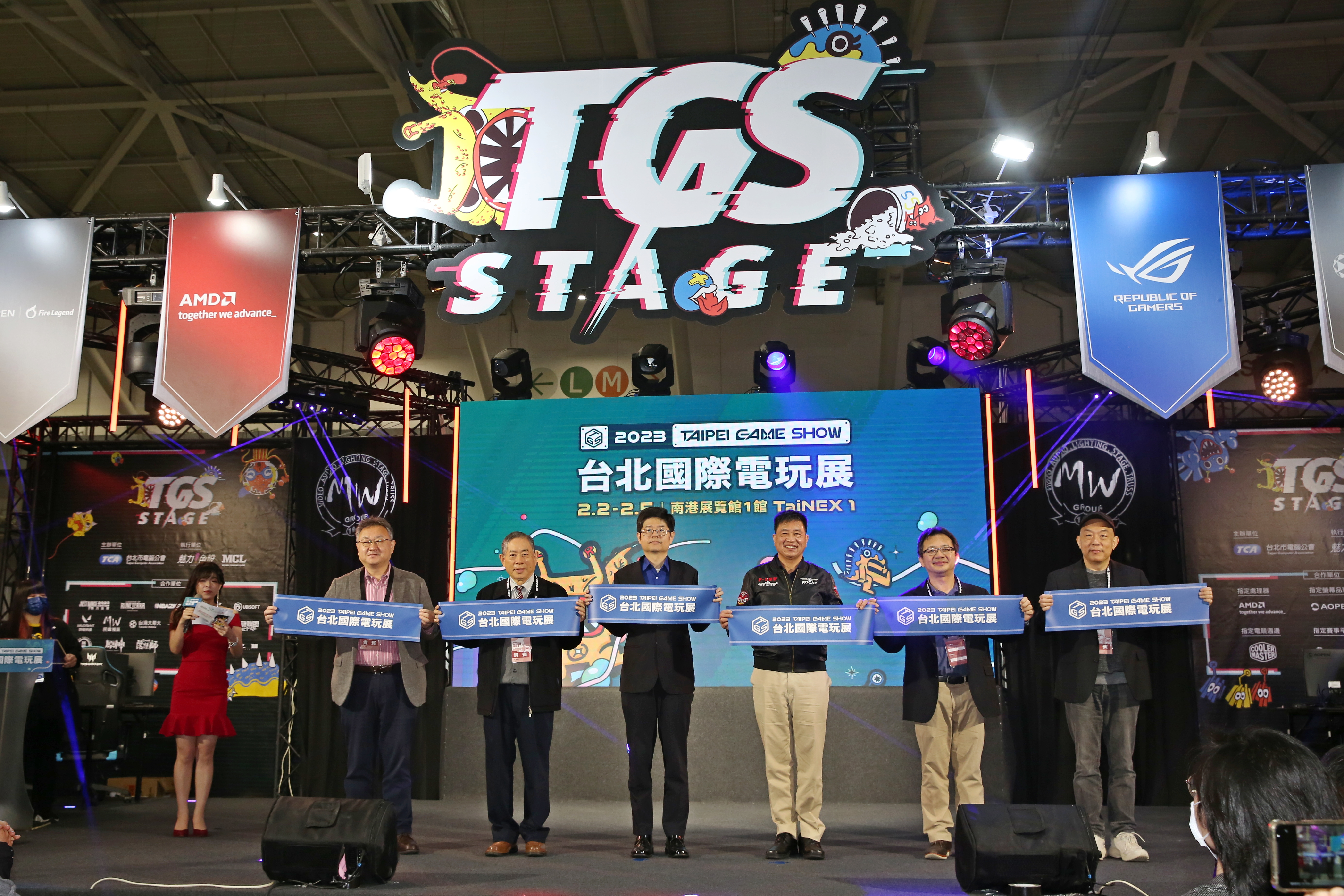 彭双浪預告，電子業景氣最快在第二季開始回暖，車用面板訂單需求已見快速成長。