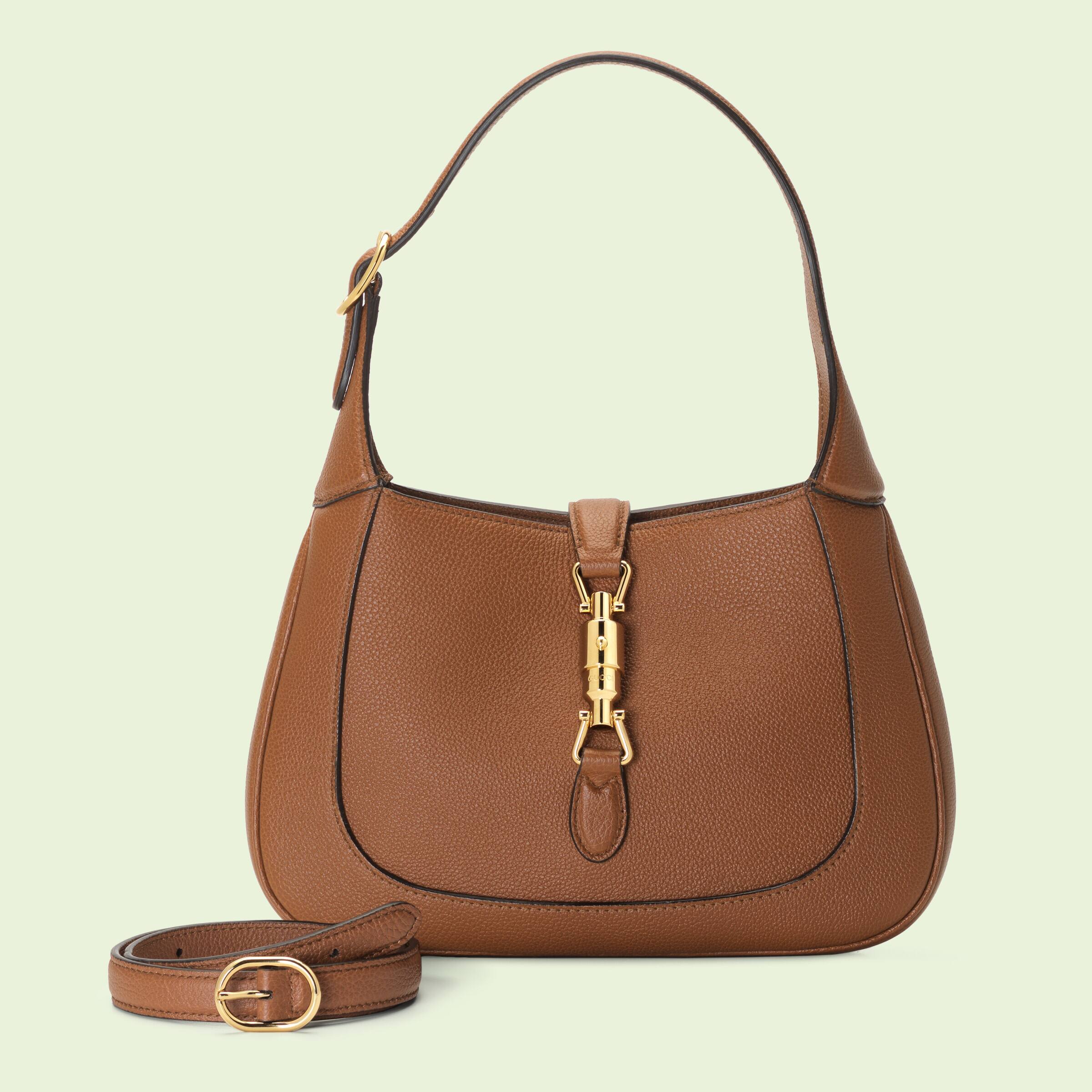 JACKIE 1961棕色皮革小型肩背包。NT$111,200（GUCCI提供）
