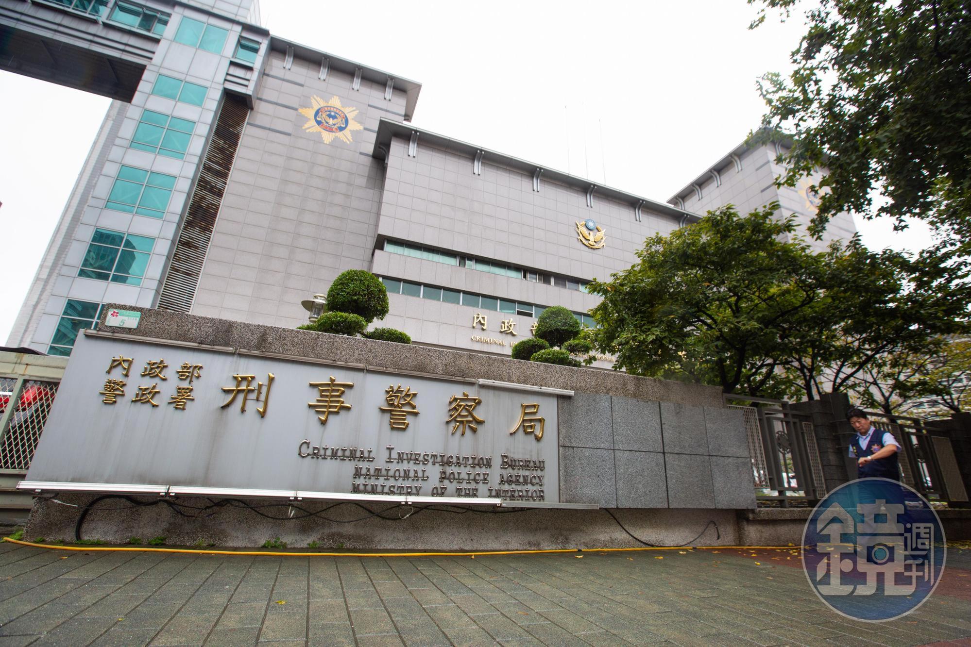 檢警2022年聯手查獲國內最大性愛影片販售網站《創意私房》、《觸感論壇》。(本刊資料照)