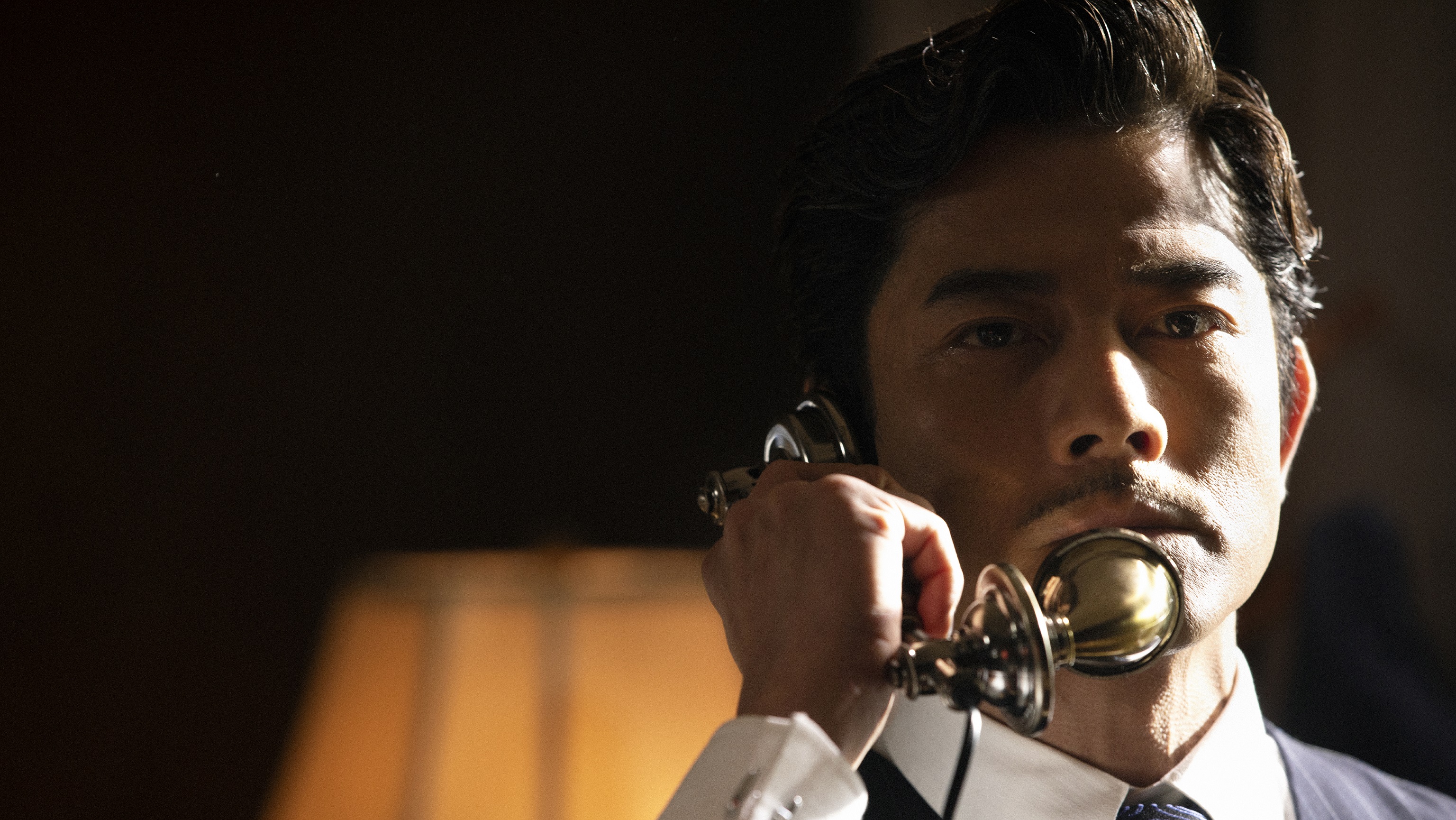 演呂樂殊不容易，除了演技上的挑戰外，郭富城還要配合拍攝不斷換不同年代造型。（華映）