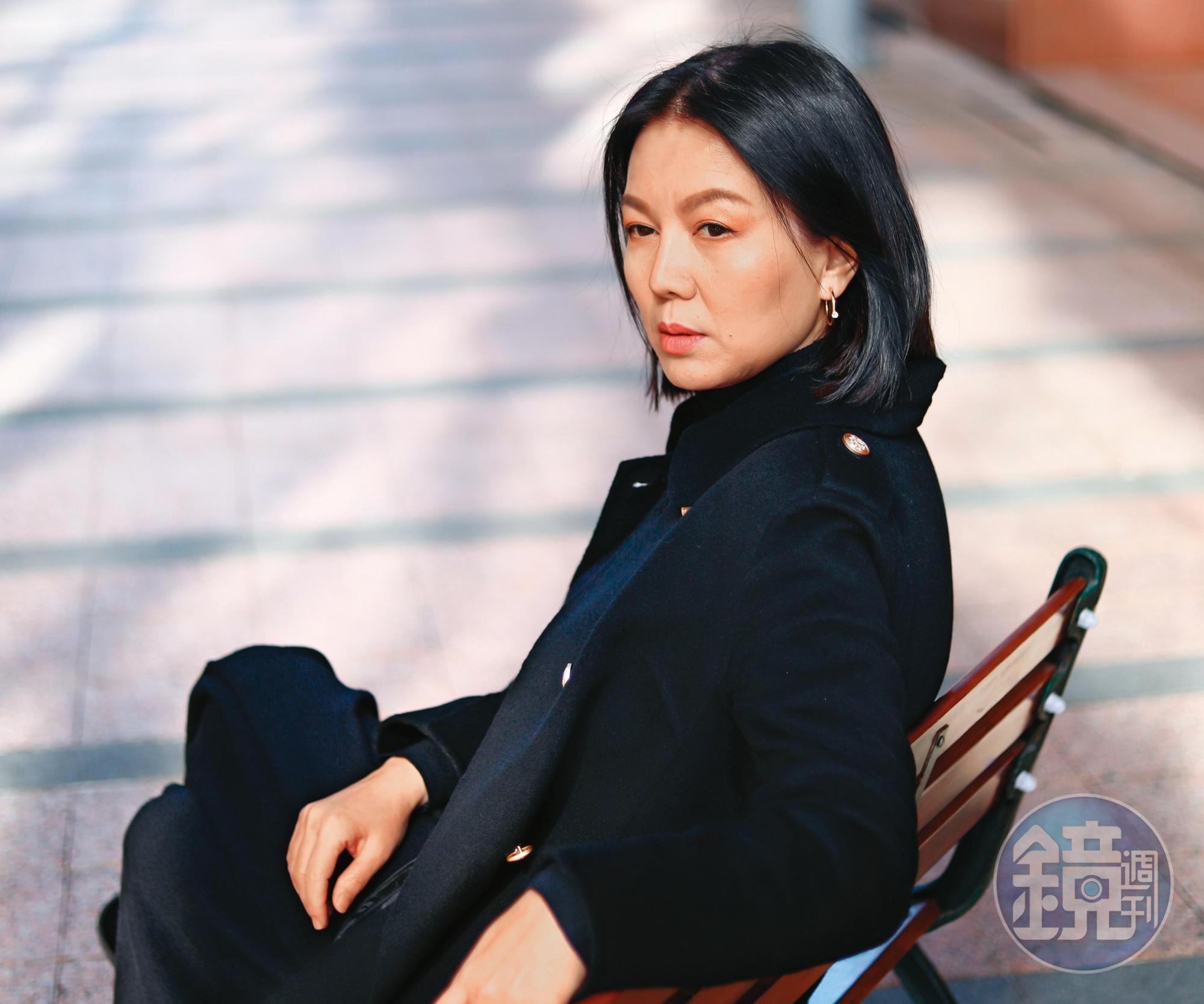 苗可麗幕前的潑辣、搞笑形象最為人熟悉,朋友則稱她為心靈雞湯大師,她也把前輩的經驗智慧好好牢記收藏。