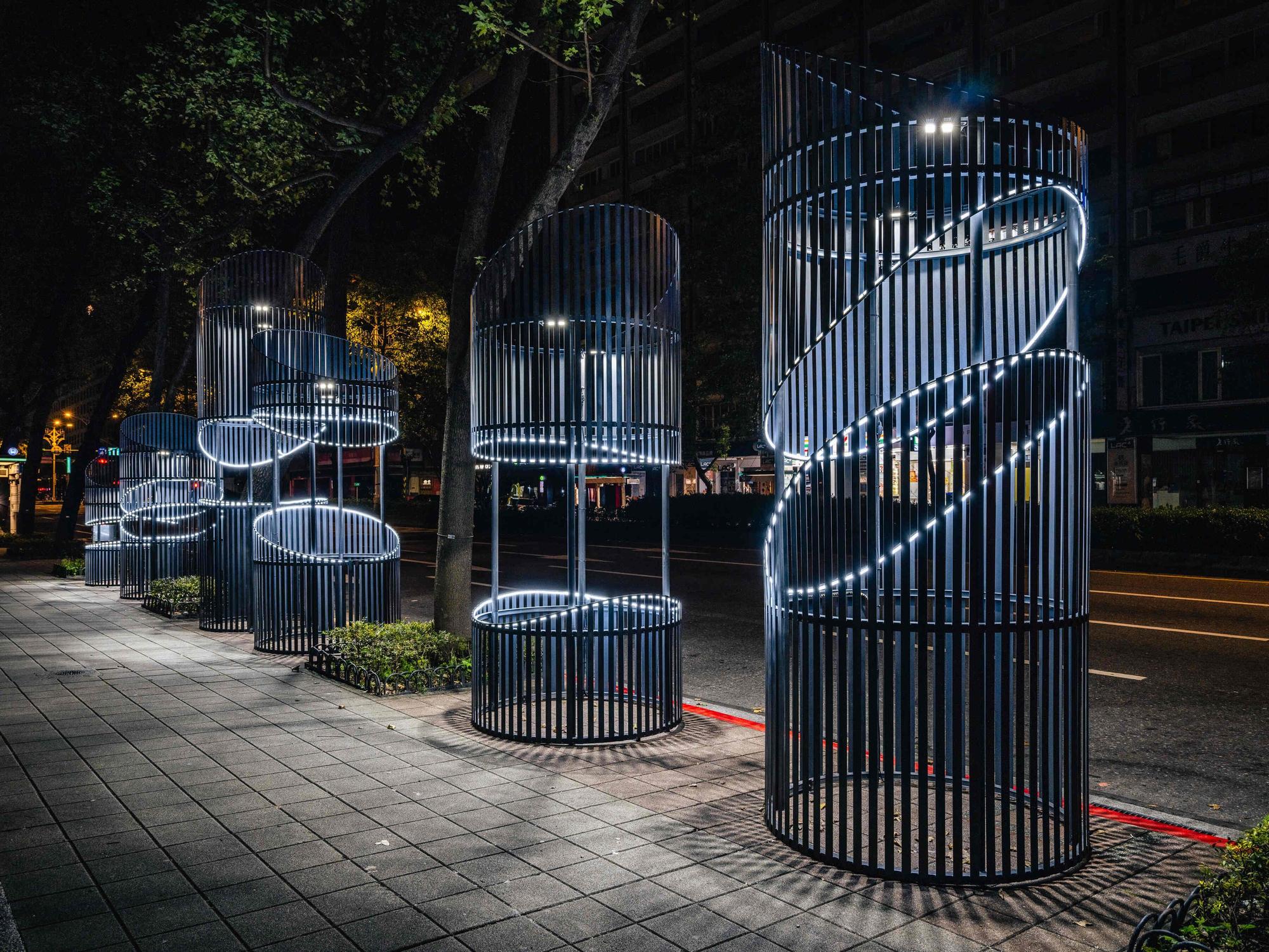「城市光點 pixel corner」，不斷跳動的光和影像。（2023台灣燈會在台北提供）