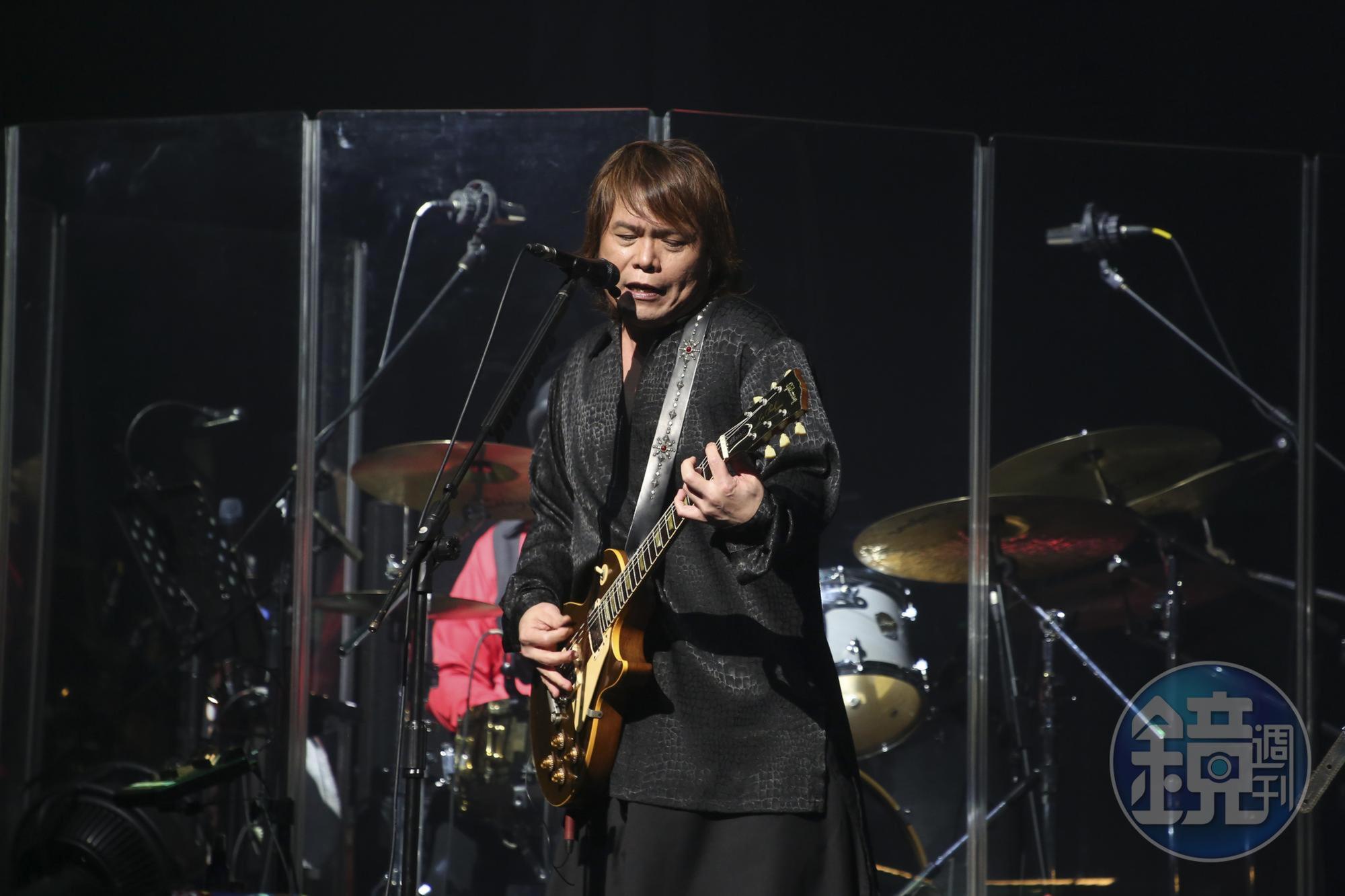 伍佰籌備3年的《成功之路：How to Be a Rock Star》搖滾歌劇，終於登場。