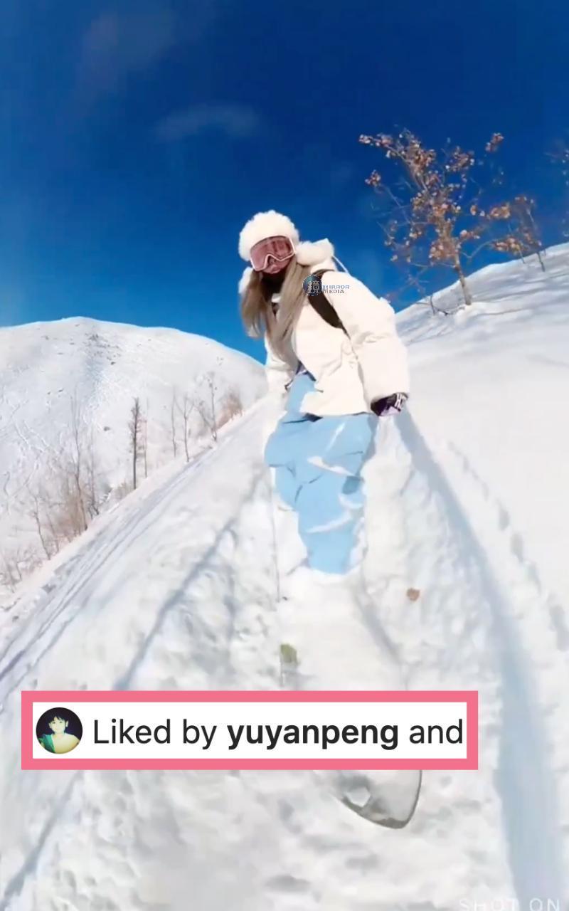 彭于晏在北海道，正妹網紅同時發表滑雪影片，彭于晏也按讚。（翻攝自IG）