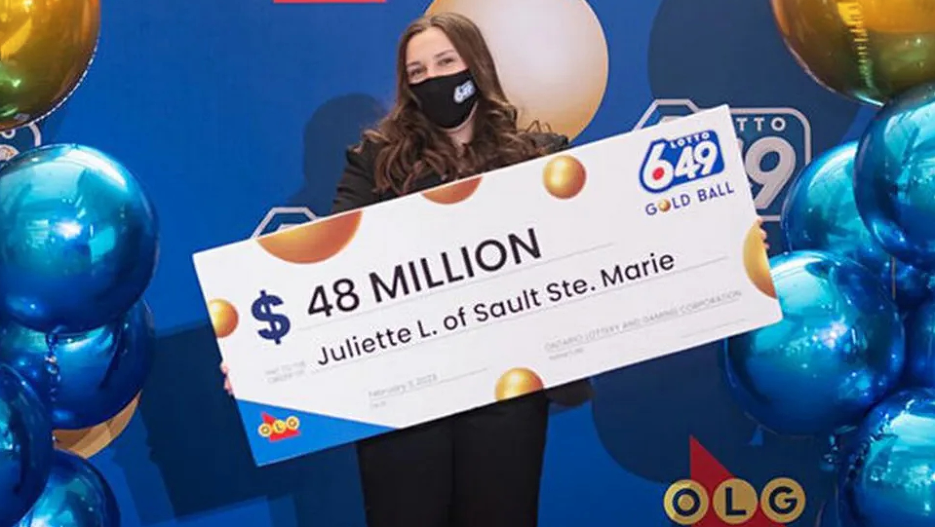 加國女子聽從「阿公的話」買了人生第一張彩券，沒想到因此中了「4800萬加幣」的頭獎！ （翻攝自每日星報）