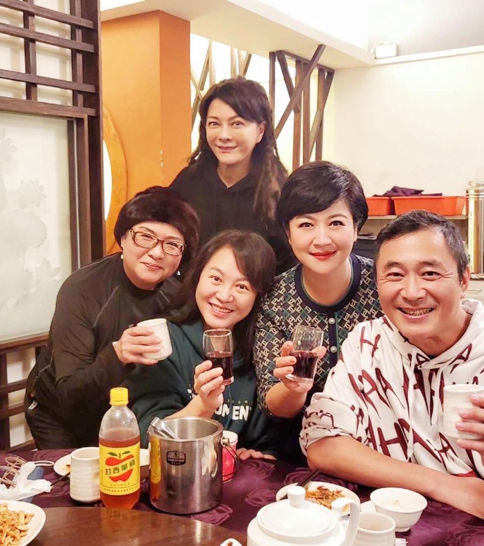 楊潔玫和崔佩儀曾合作《君子蘭花》。(翻攝崔佩儀臉書)