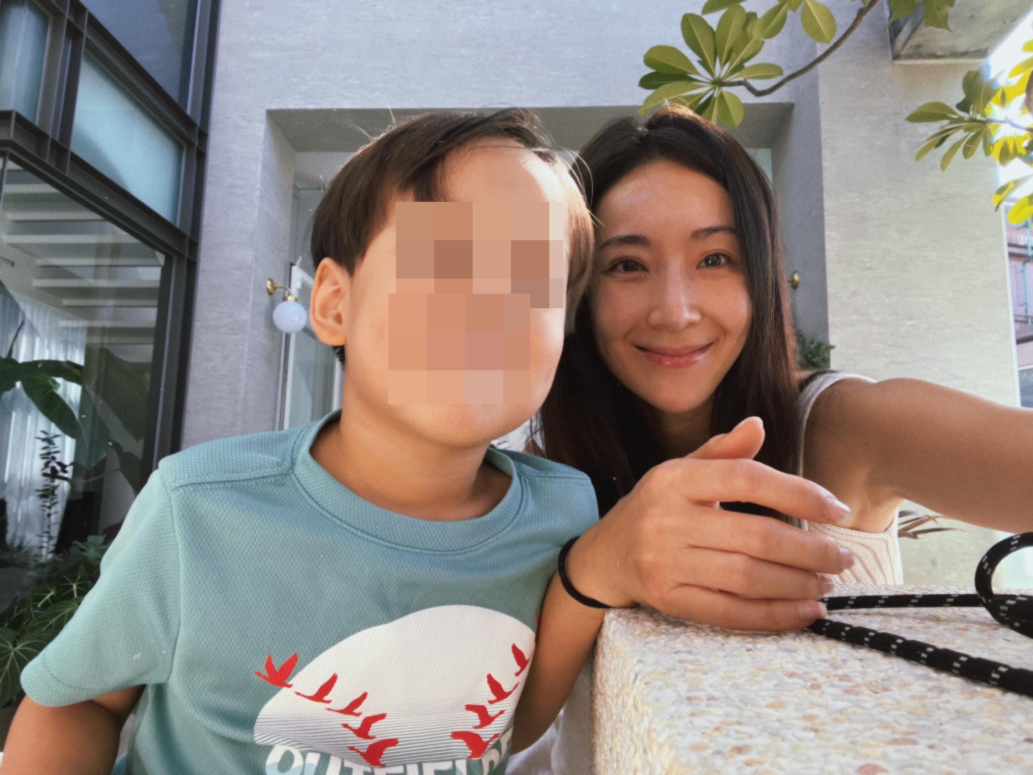 隋棠好媽媽形象深植人心，卻因惡鄰居事件惹禍上身。（翻攝隋棠臉書）