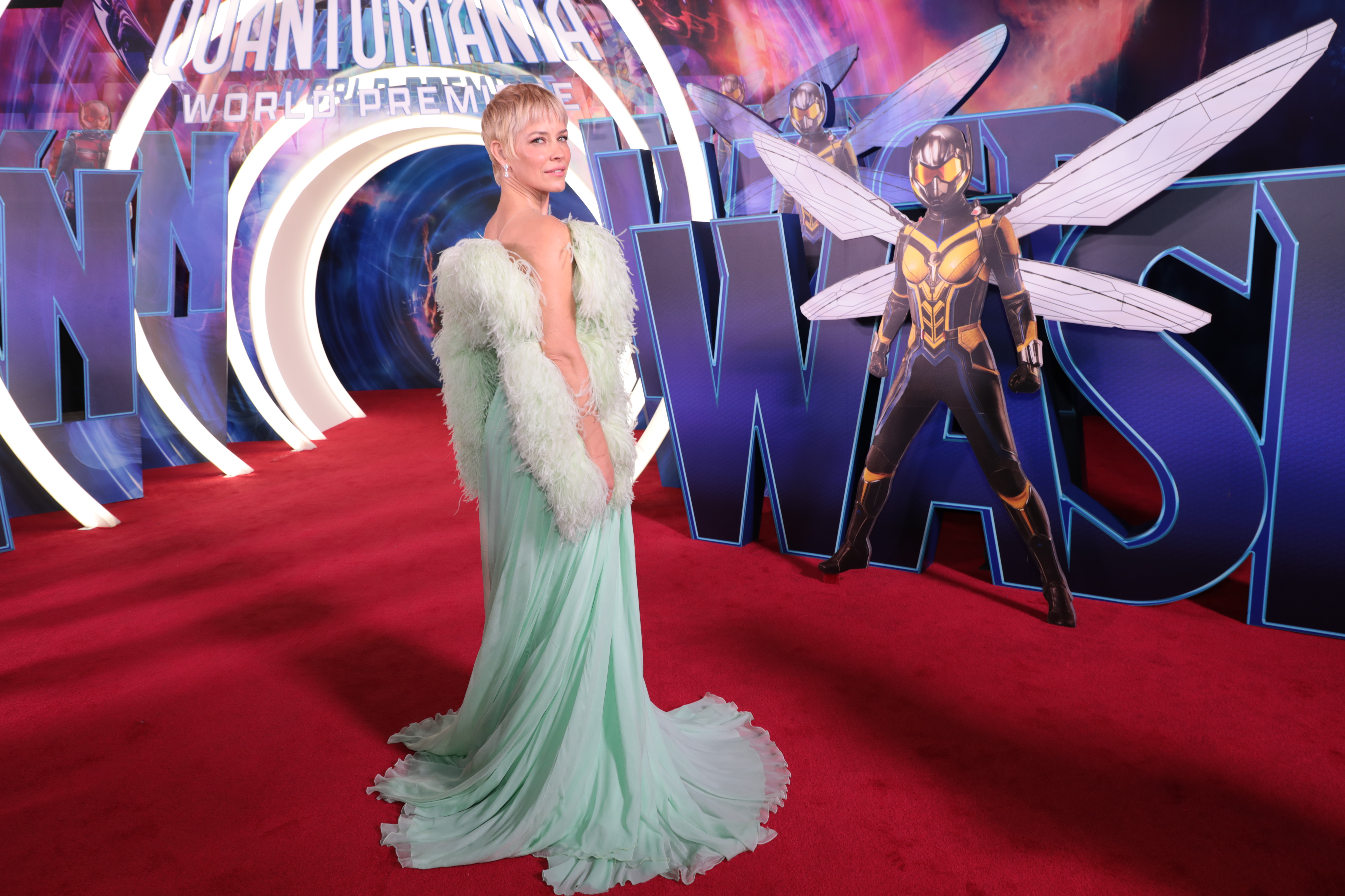 「黃蜂女」伊凡潔琳莉莉分享探望傑瑞米雷納的故事。（漫威影業提供）