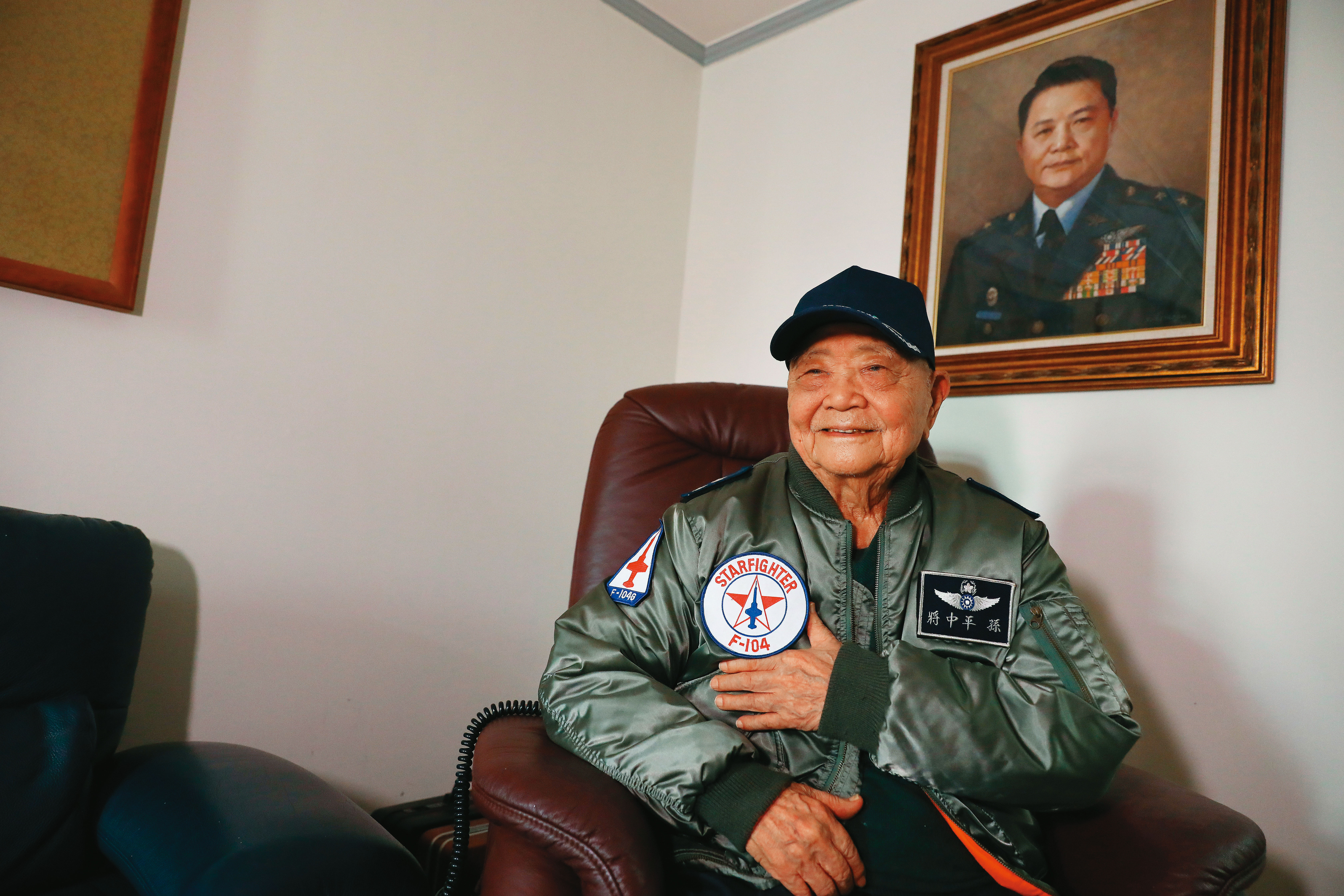 難得受訪，孫平再三叮囑，比他厲害、勇敢的空軍太多了。