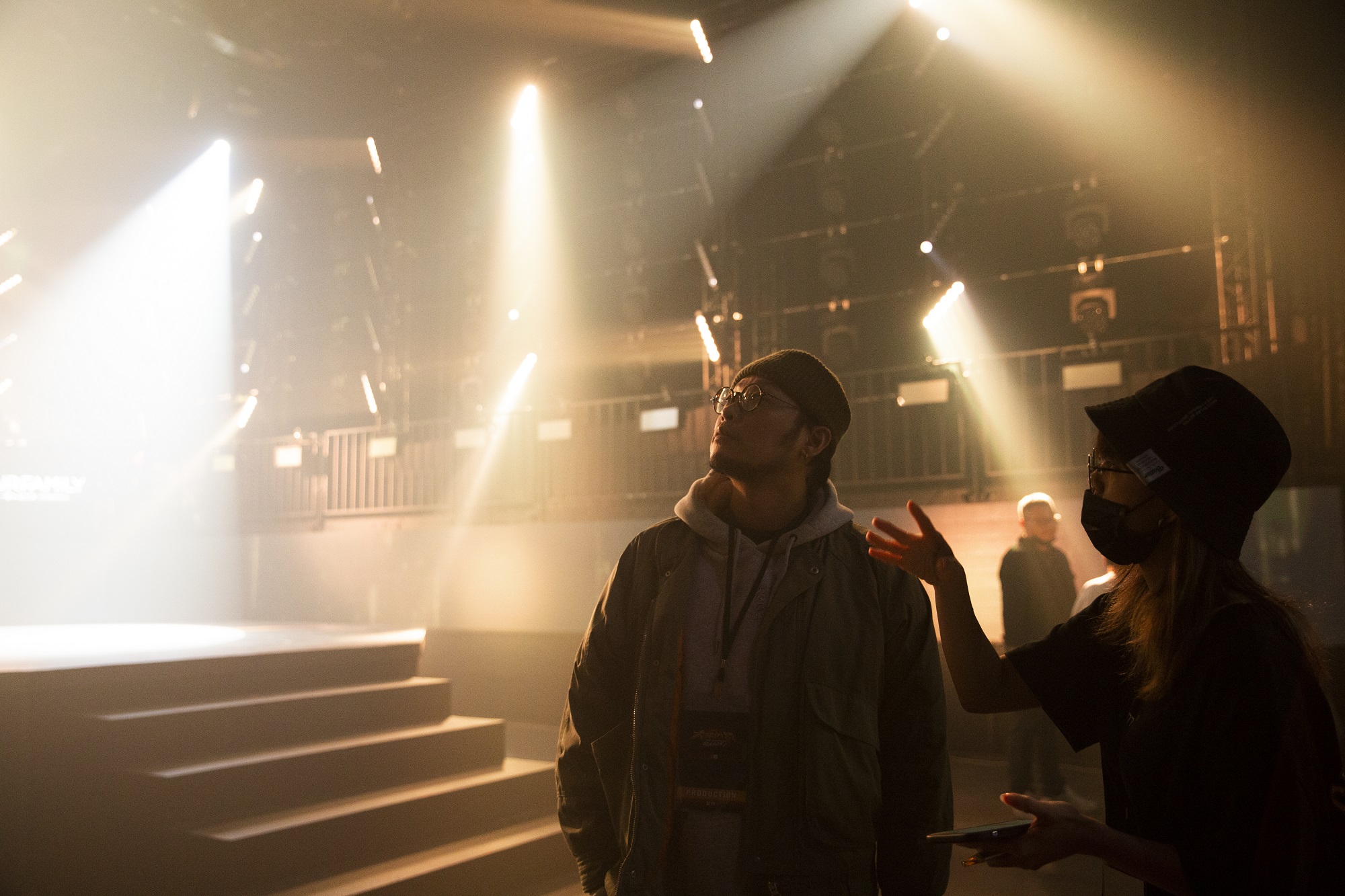 謝乾乾為堅持理念,早前抵押房產應付龐大人事費,年前還因高燒不退緊急送醫。