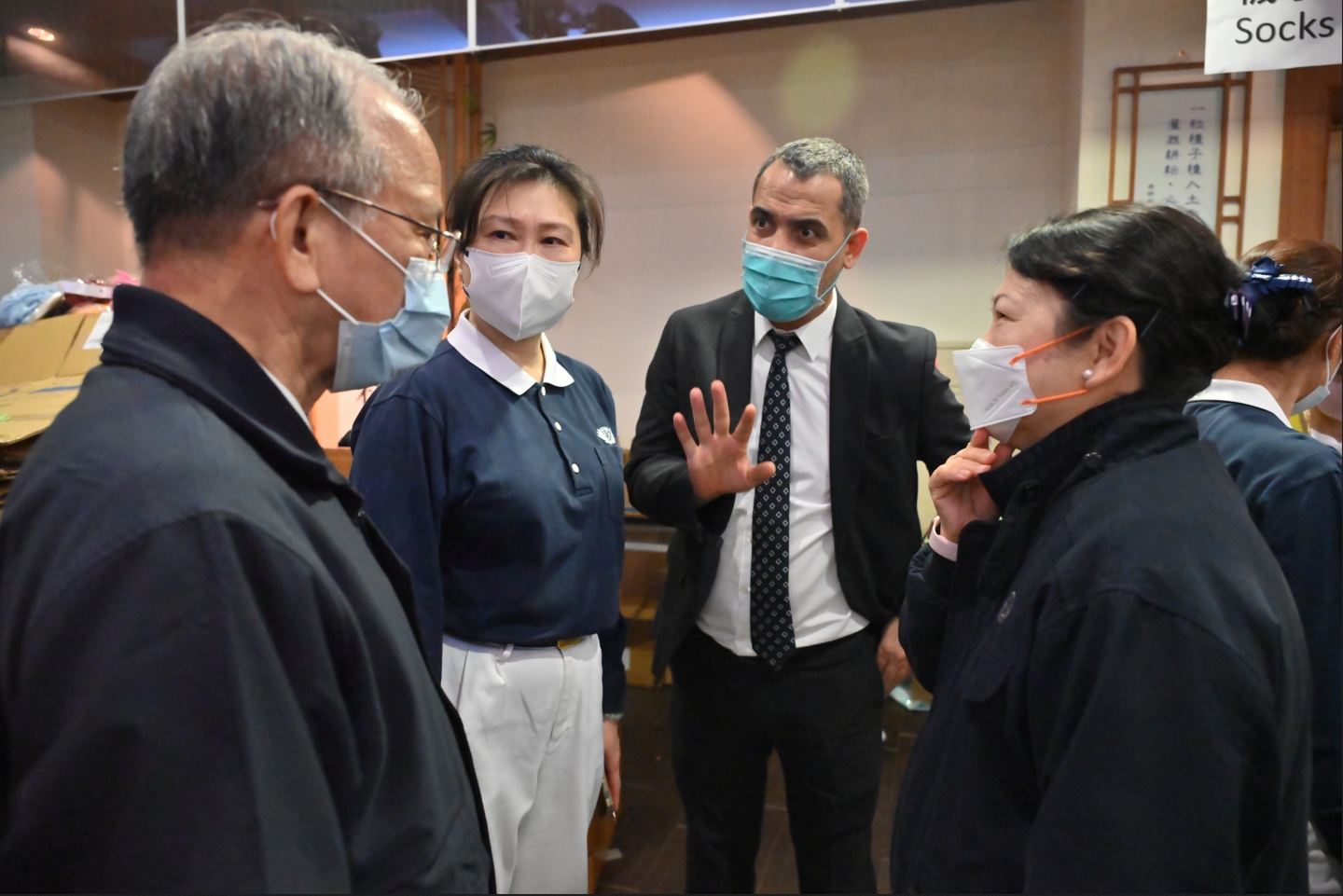 土耳其駐台商務辦事處代表貝定可，2月10日下午前往慈濟內湖園區感恩各界愛心。（慈濟基金會提供）