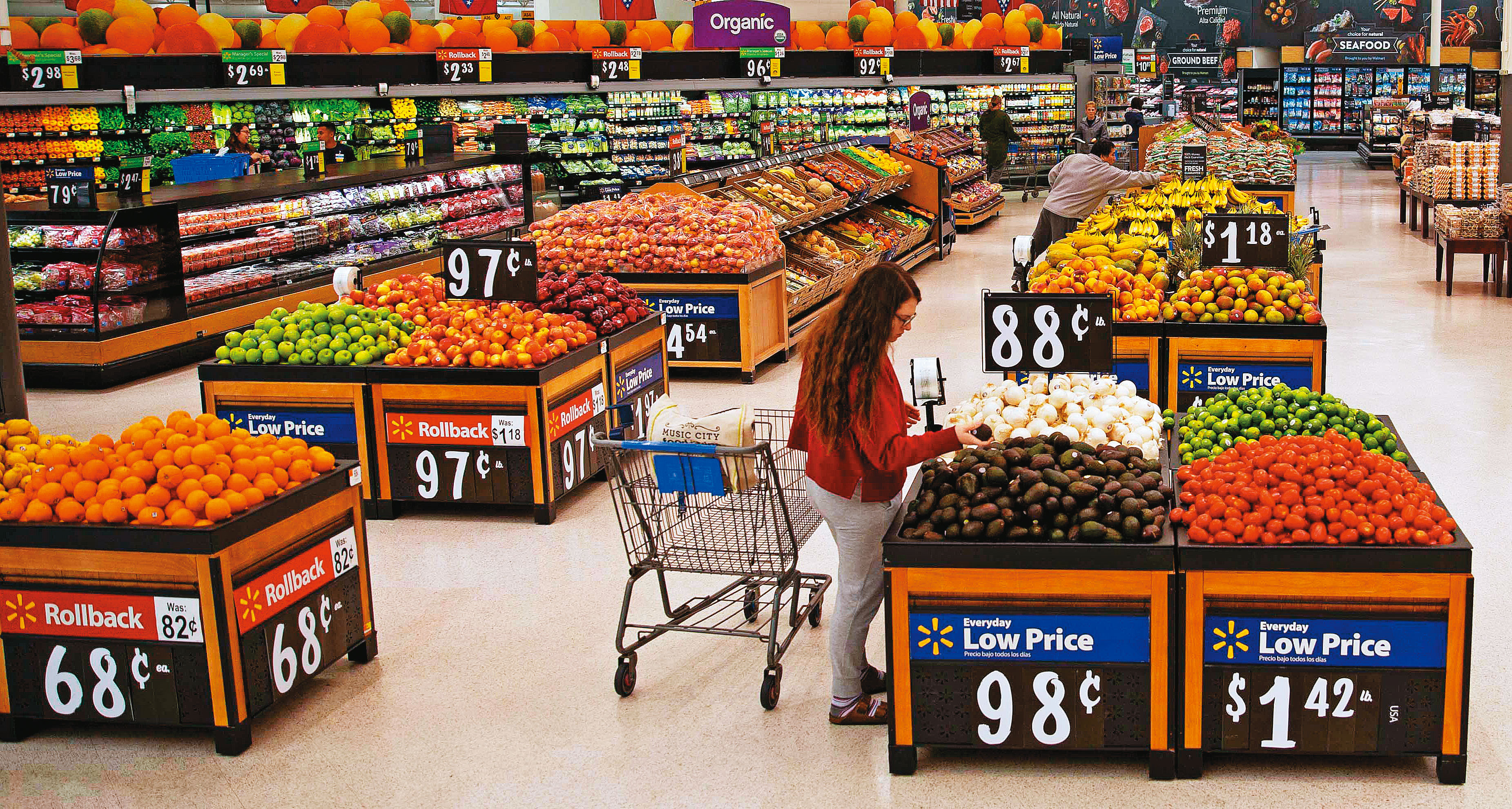 本週公布的消費者物價指數因權重調整，可能超乎預期，投資人應留意股市風險。（翻攝walmart官網）