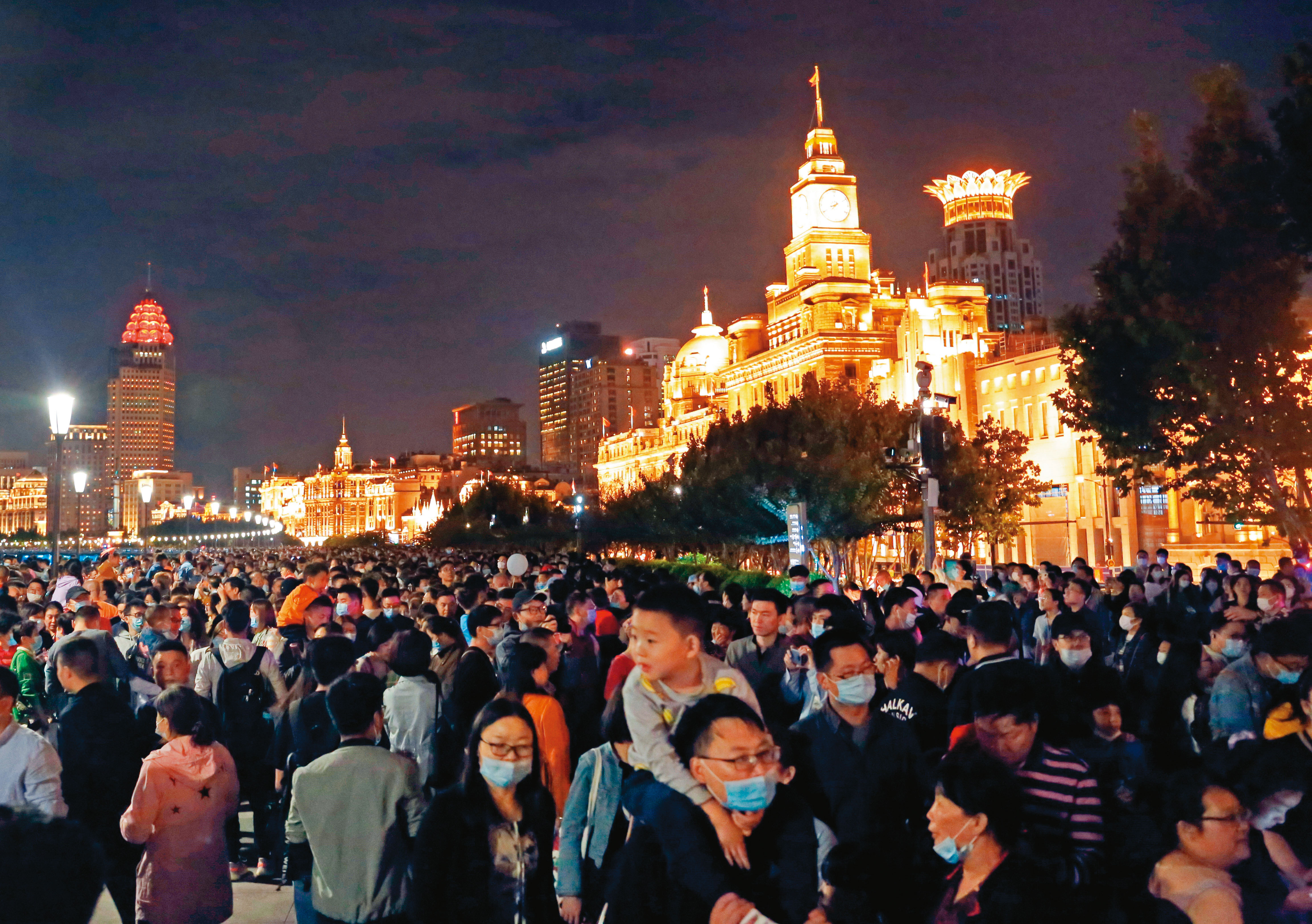 中國迎來全面解封，外資預估今年經濟成長率上看5％。（東方IC）