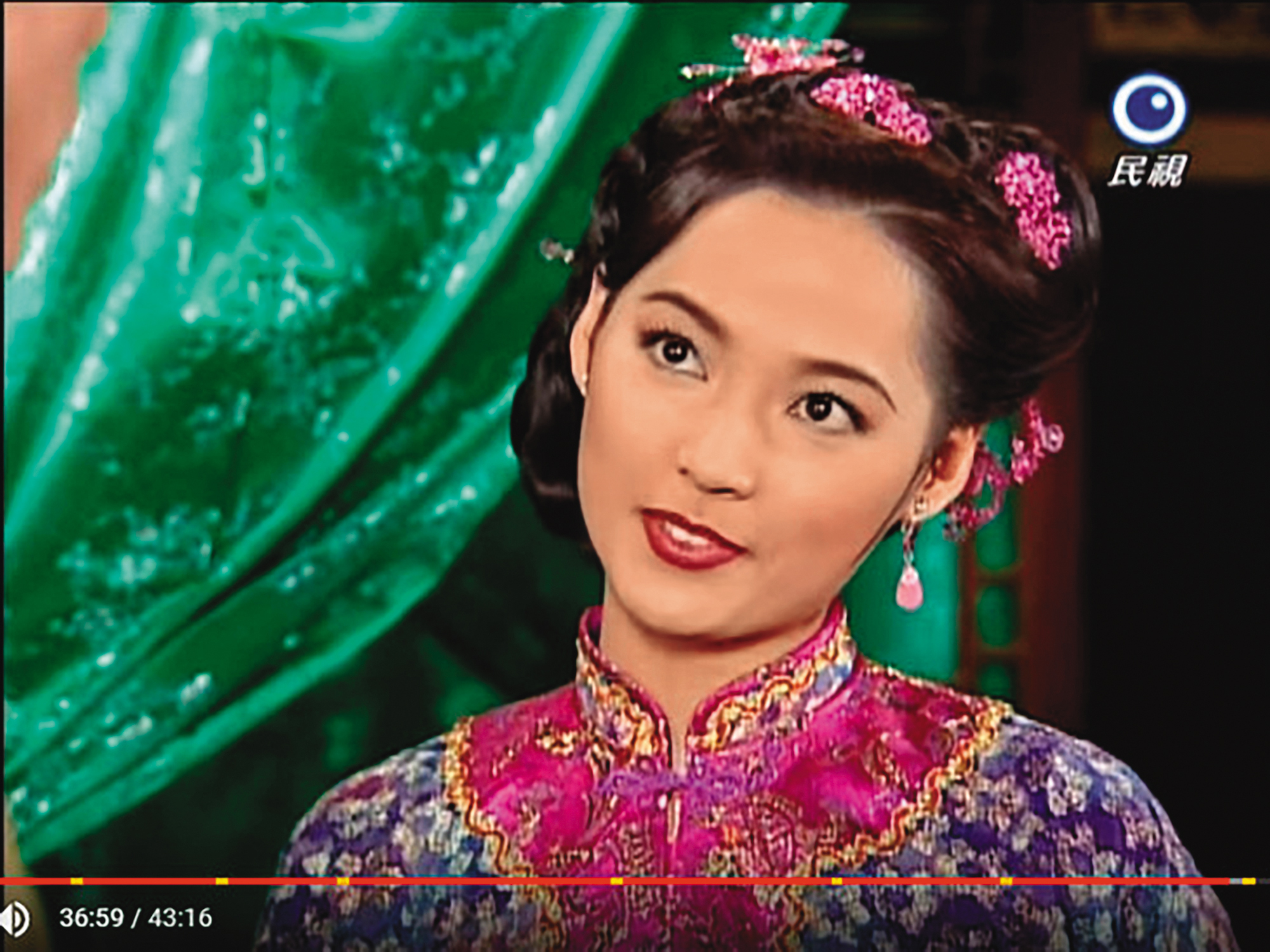 李沛綾當年是八點檔惡女專業戶，常常演出搶人男友的反派。（翻攝自YouTube）