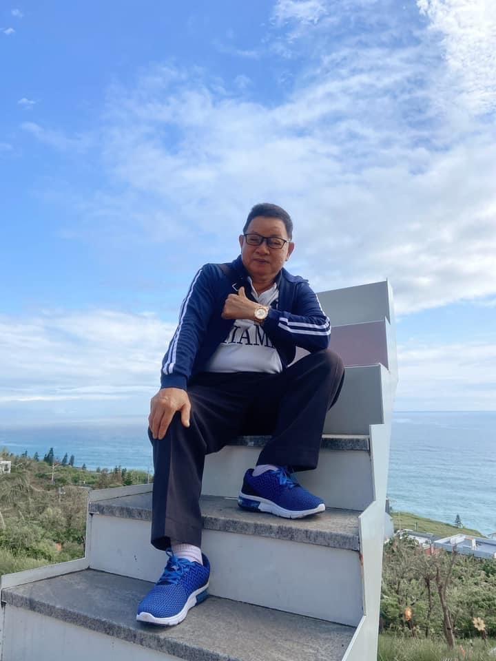 許富凱父親過世。（翻攝自許富凱臉書）