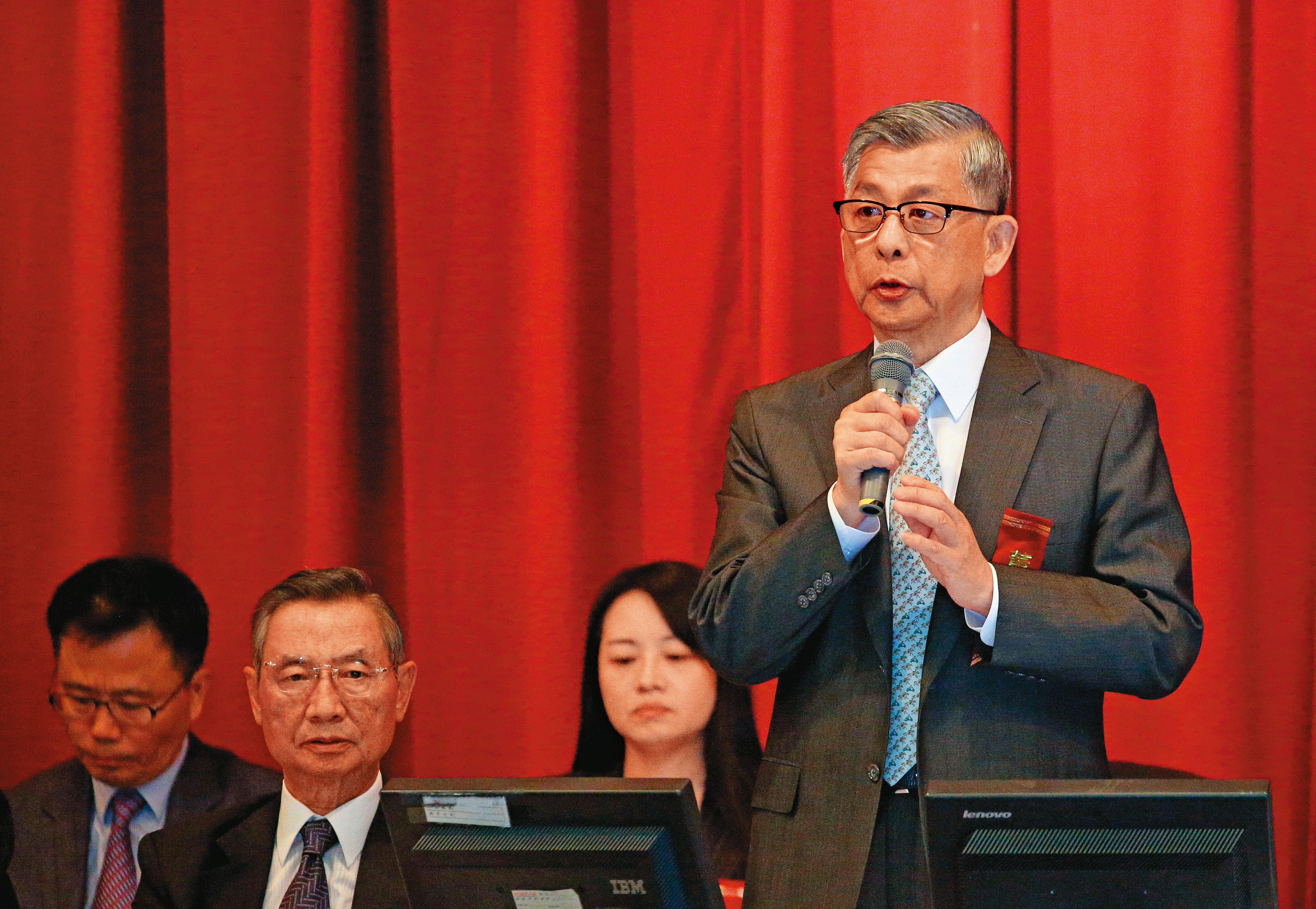 國泰金董座蔡宏圖對國泰產險去年風險控管失靈大賠不滿，派出次子蔡宗憲推動產險數位轉型。