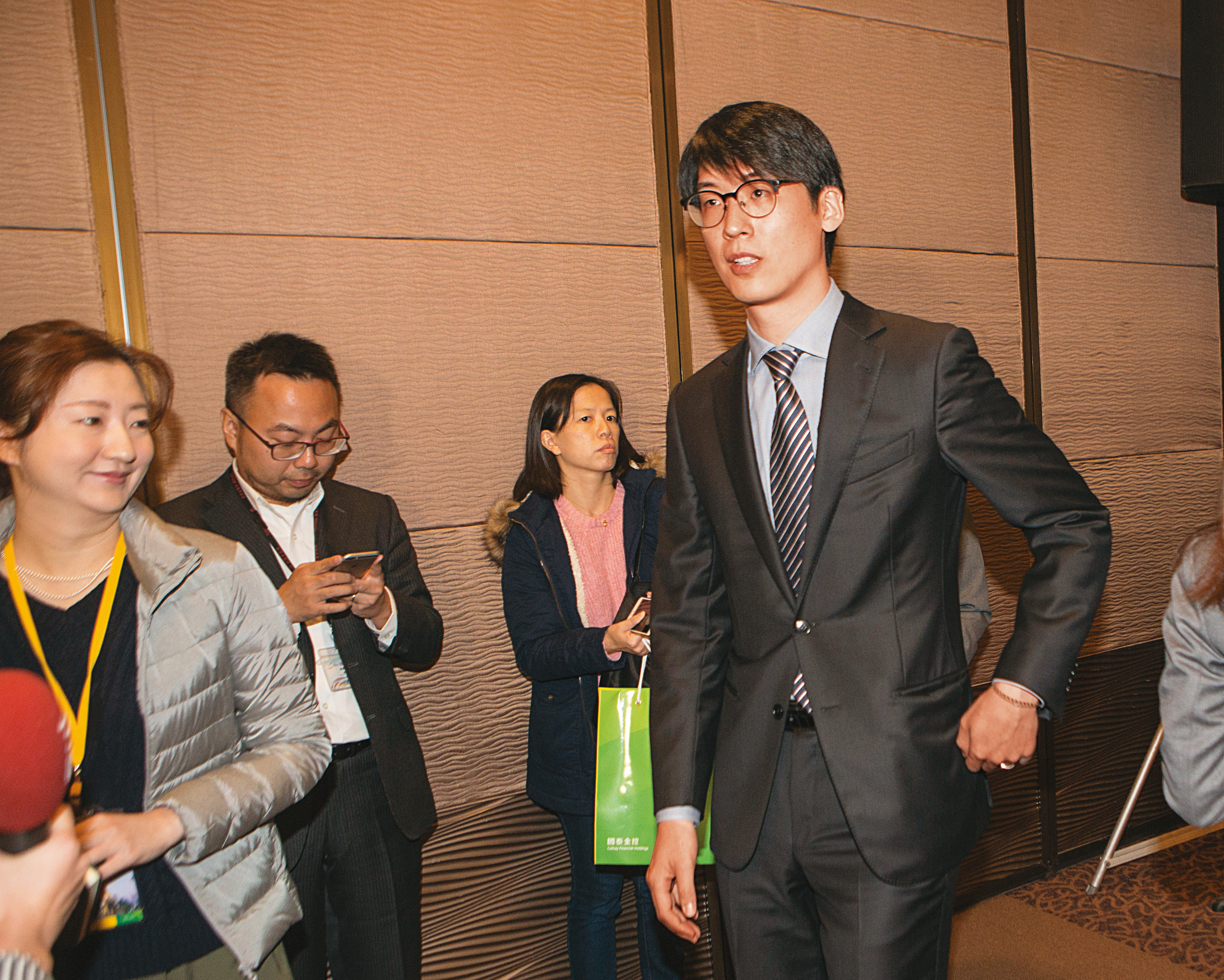 蔡宗憲為人低調和善，大受國泰集團老臣讚許。