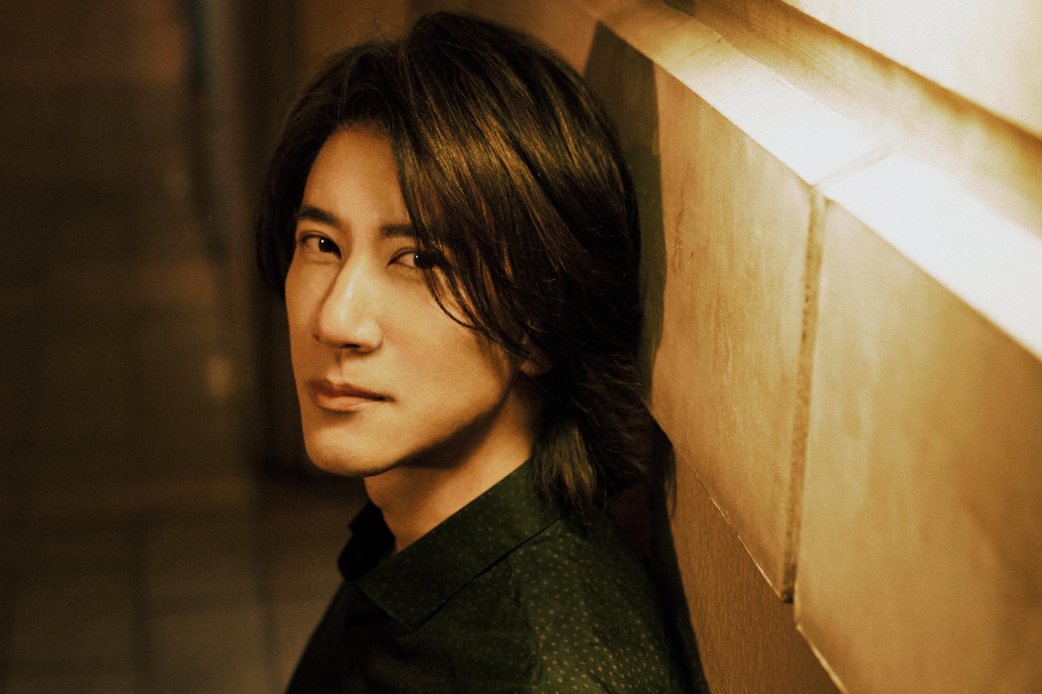 王力宏唱出思子之情，遭李靚蕾指消費家人。（寬魚國際提供）