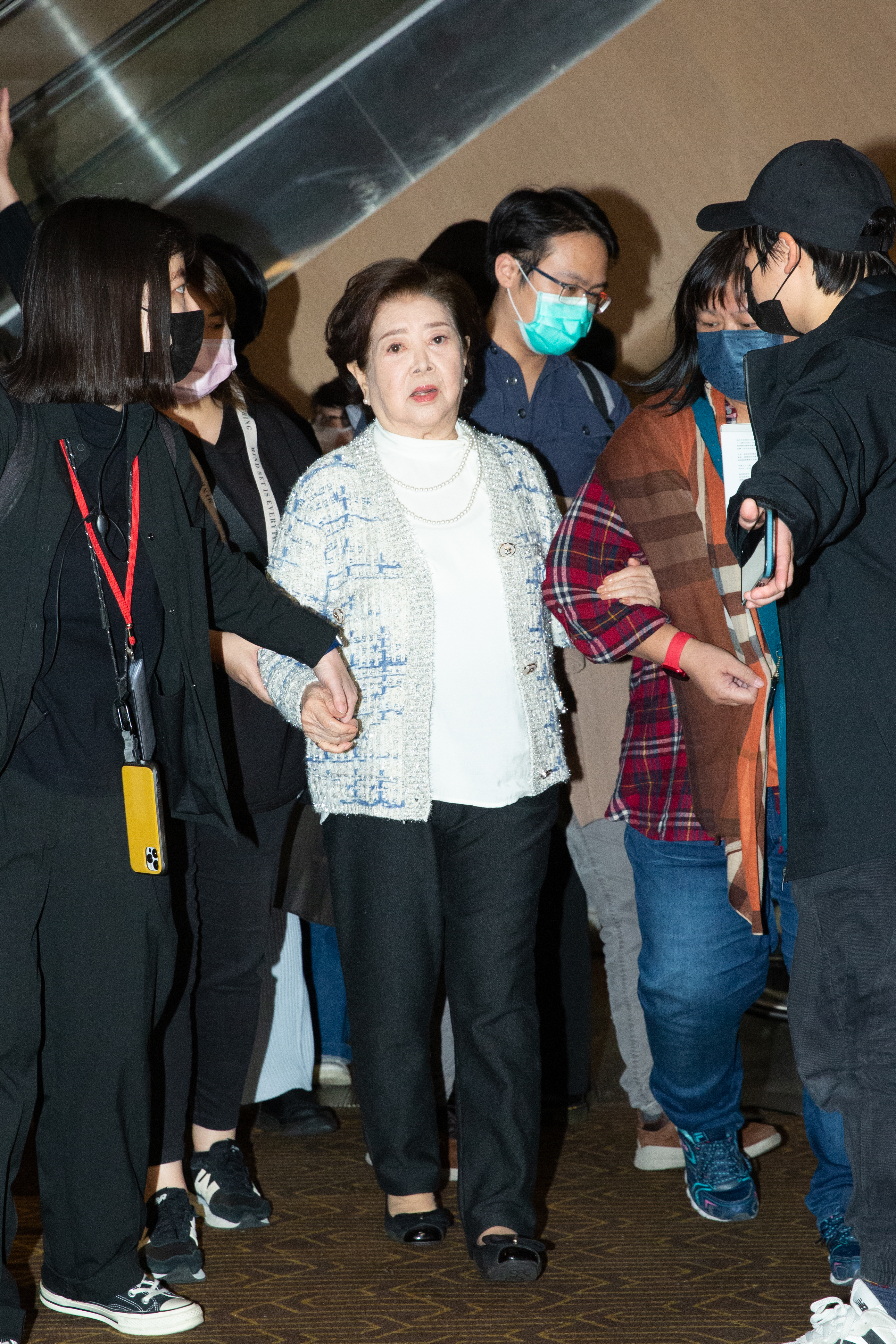 陳淑芳當年在片中扮演陳松勇的大老婆,今晚也現身首映。