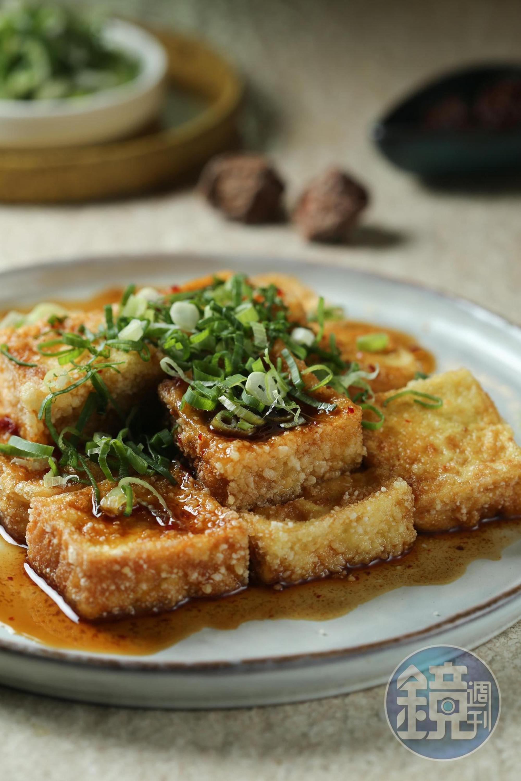 「老皮嫩肉」被老闆欽點為毛蔬最強蔬食。（250元／份）
