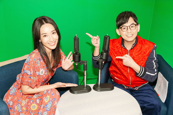 隋棠和黃子佼暢聊育兒經。（美強生優兒A+《爹地佼出來》節目提供）