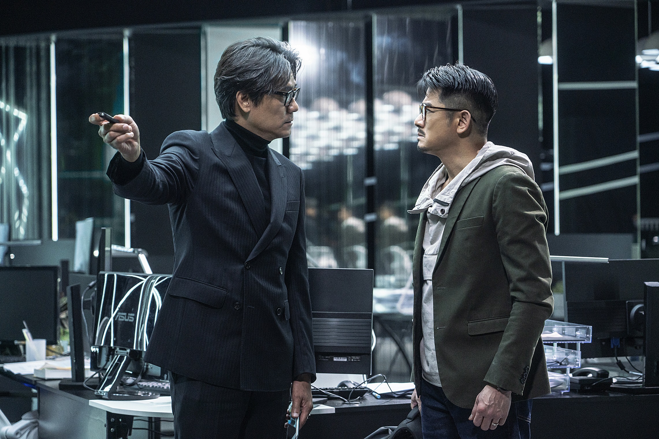 林家棟和郭富城在電影中對決，引發一場風暴。（華映提供）