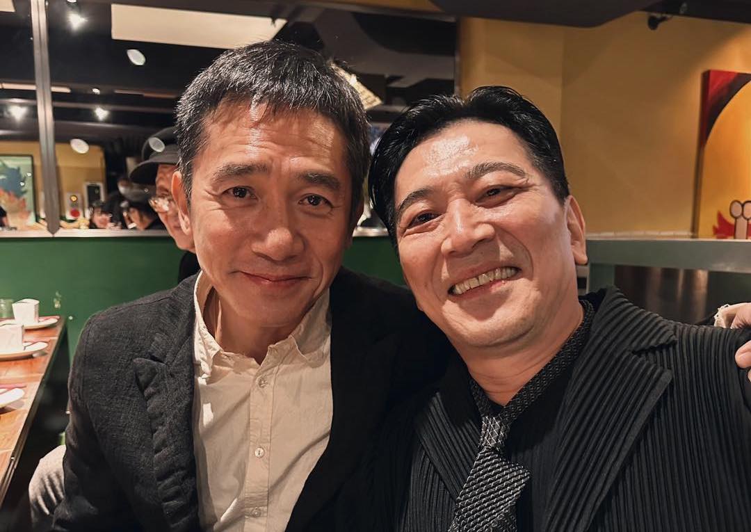 梁朝偉（左）與高捷昨晚去吃涼麵。（翻攝高捷臉書）