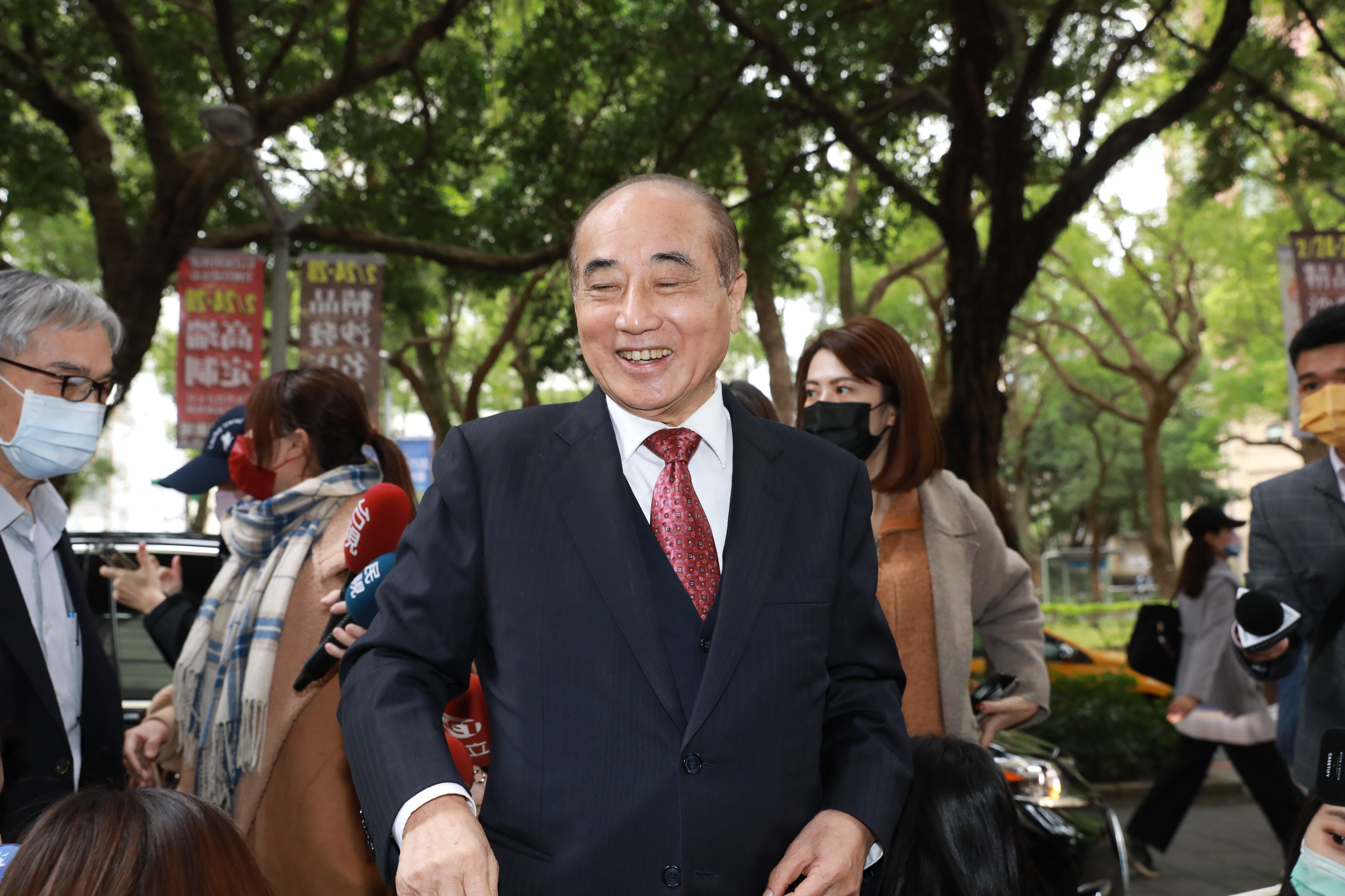 王金平週二才見郭台銘，週三又參加郭邀請的春酒，引發外界關注。（本刊資料照）